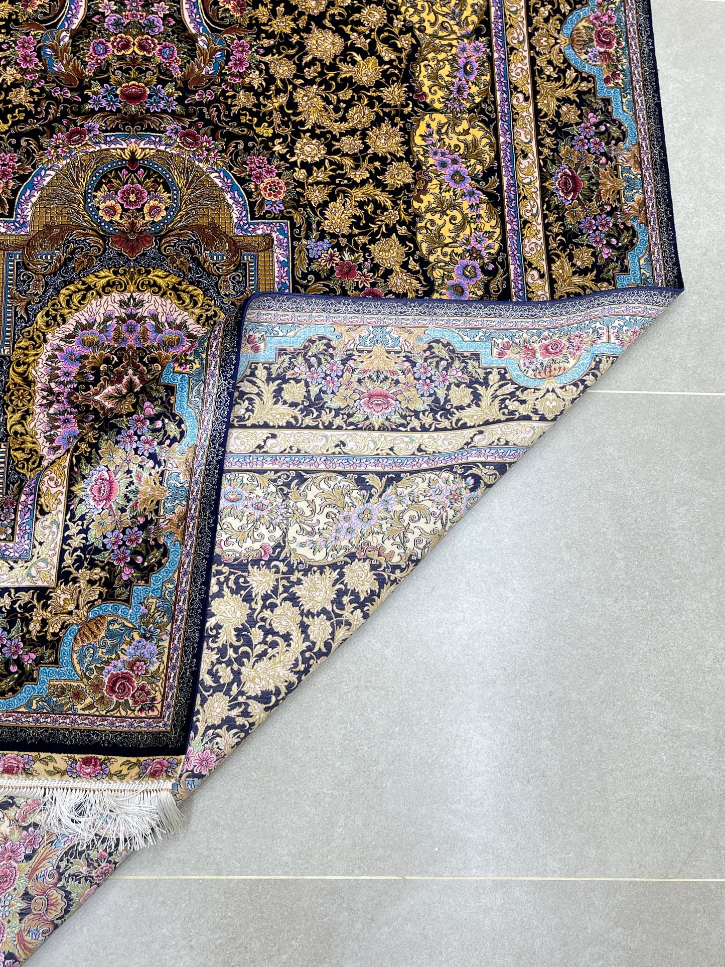 Premium Irani 1600 Reed Machine Made Rug - Blue & Gold with Cotton Back
Size : 5 ft width x 7.3 ft length (150cm x 225cm)