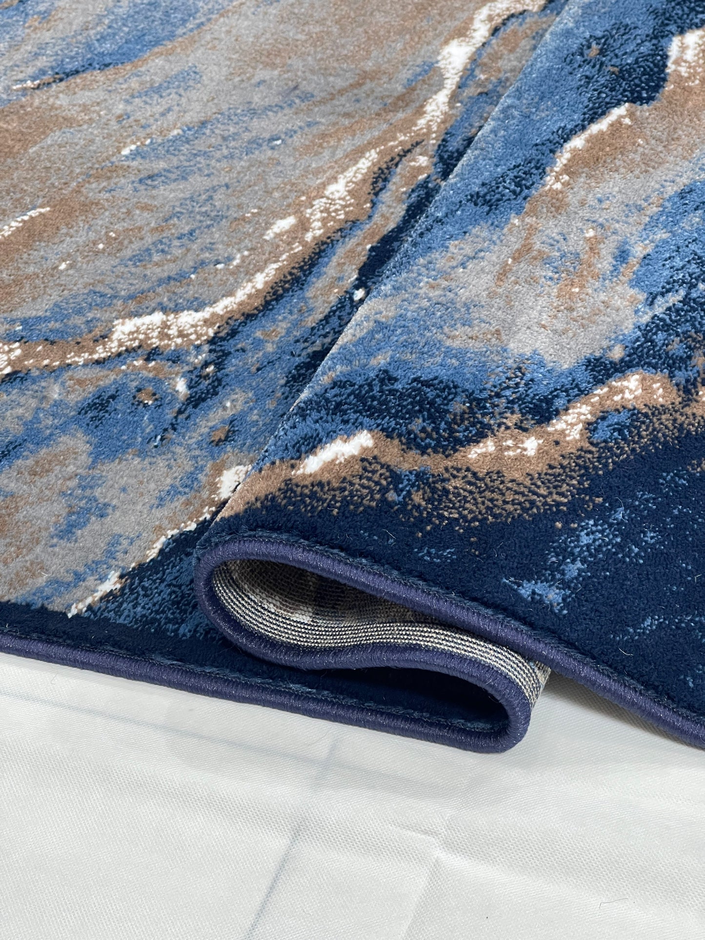 Modern polypropylene Rug,back woven(Article-1777-Blue)
Size : 5 ft width x 7.3 ft length ( 150 cm x 220 cm)