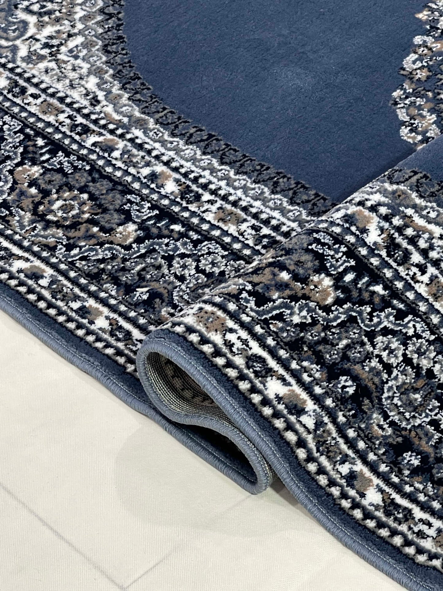 Persian polypropylene Rug,back woven(Article-22-Blue)
Size : 6.6 ft width x 9.6 ft length (200 cm x 290cm)