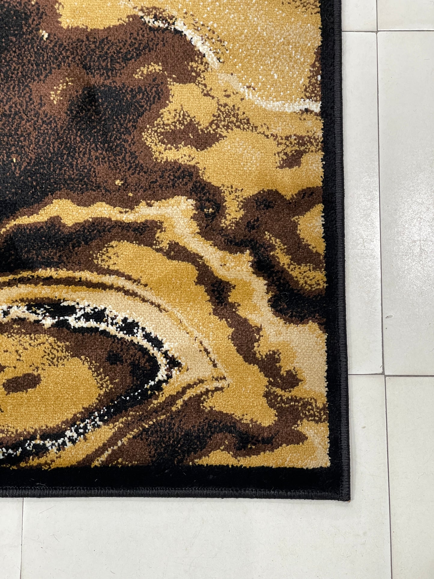 Modern polypropylene Rug,back woven(Article-427-Black)
Size : 6.6 ft width x 9.6 ft length (200cm x 290cm)