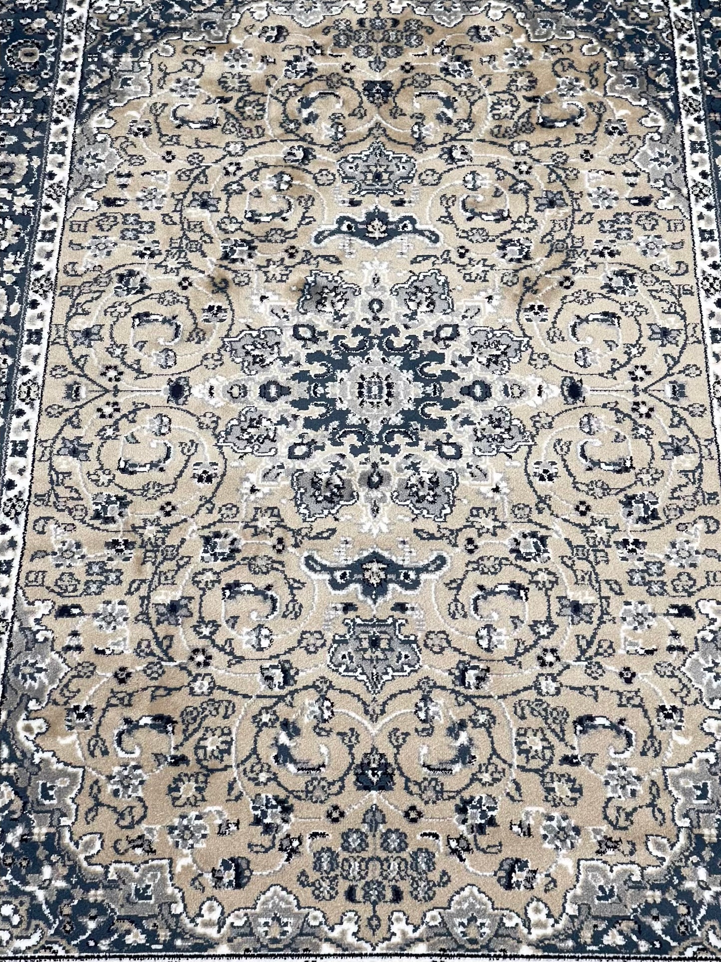 Persian polypropylene Rug,back woven(Article-25-Mink )
Size : 5ft width  x 7.3ft length (150cm x 220cm)