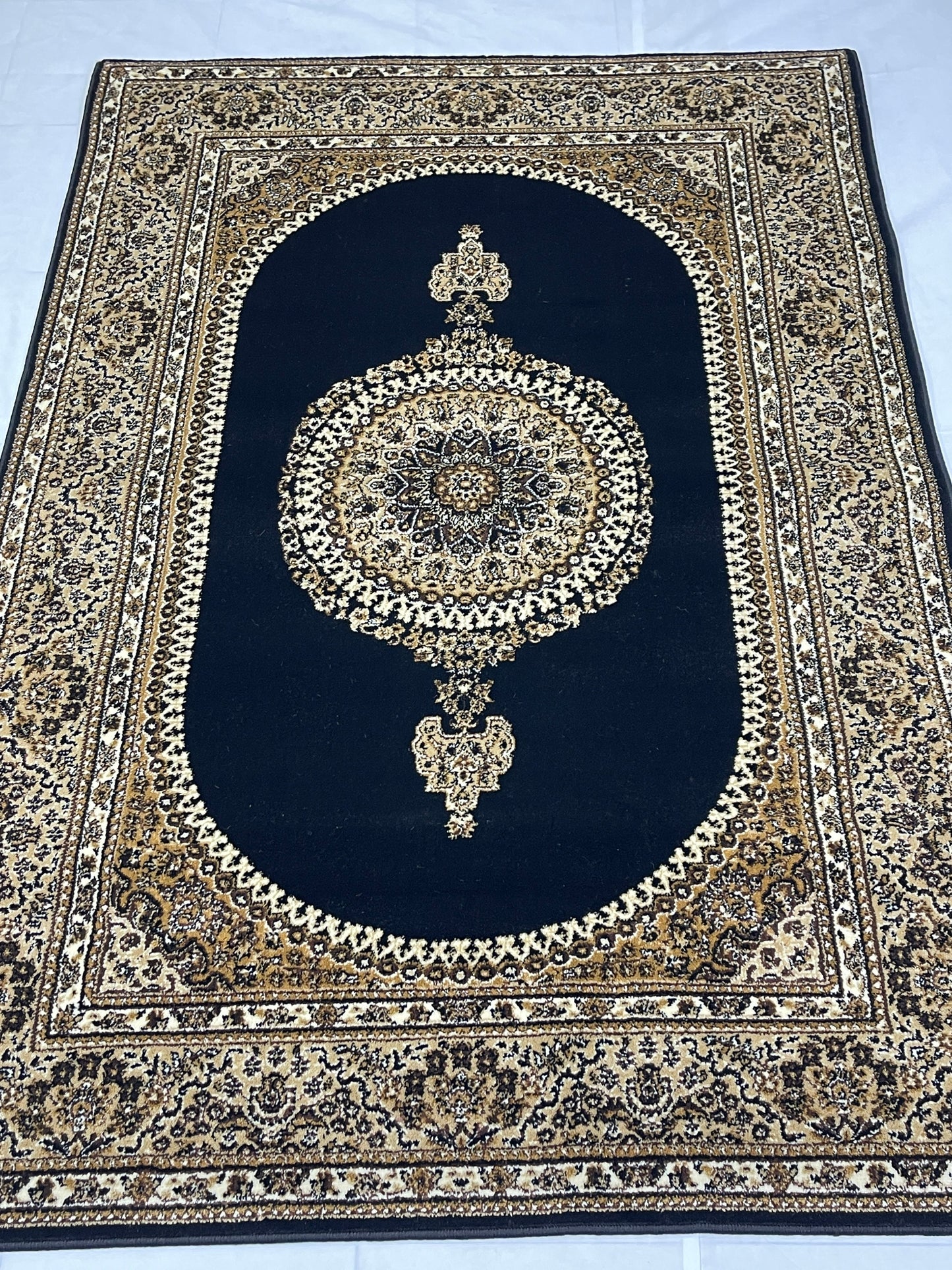 Persian Polypropylene Rug,back woven(Article-22-Black)
Size : 5ft width  x 7.3ft length (150cm x 220cm)