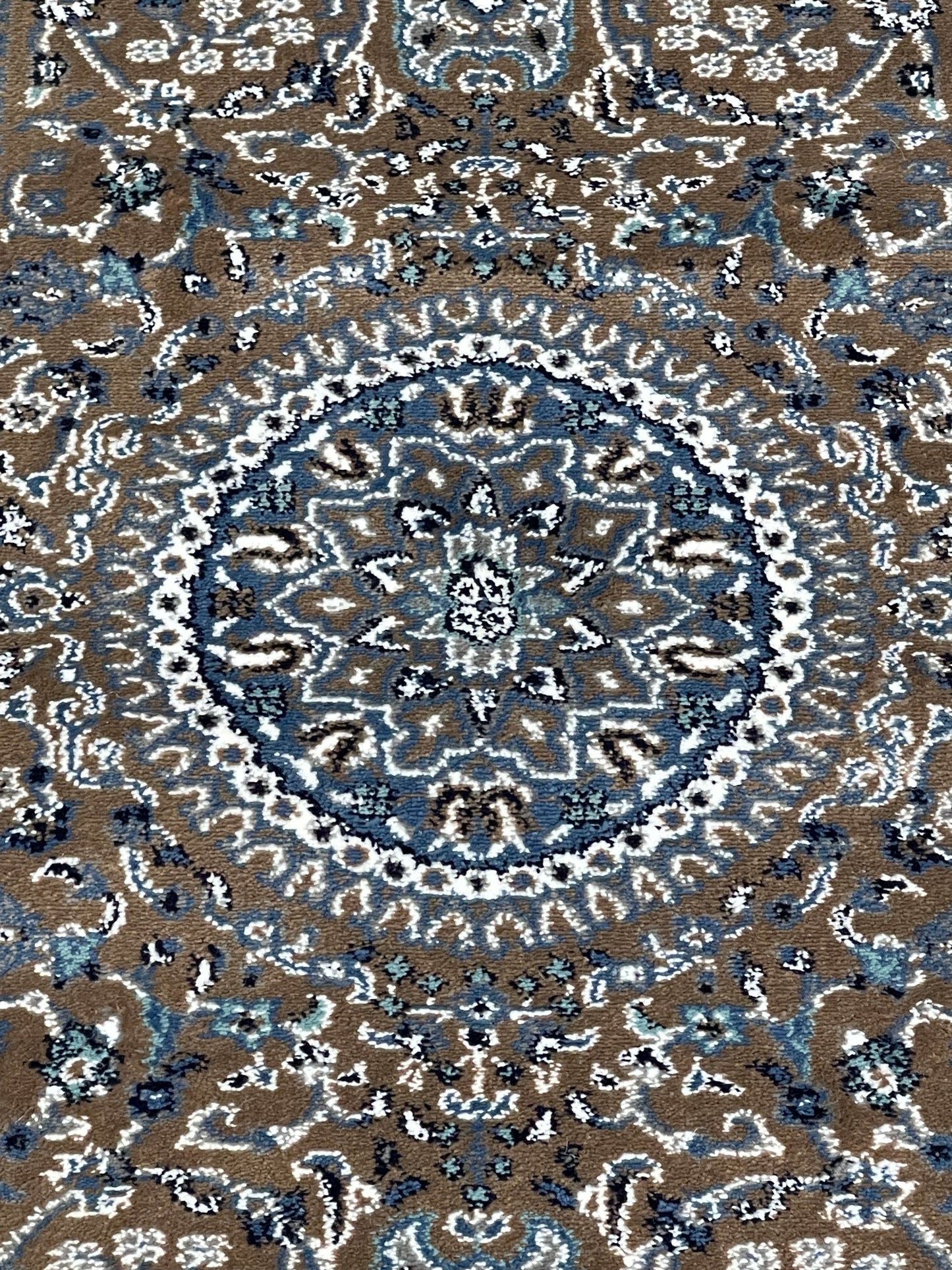 Mink Persian Polypropylene Woven Rug.  Size : 2.6 ft width x 6.6 ft length  (80 cm x 200cm)