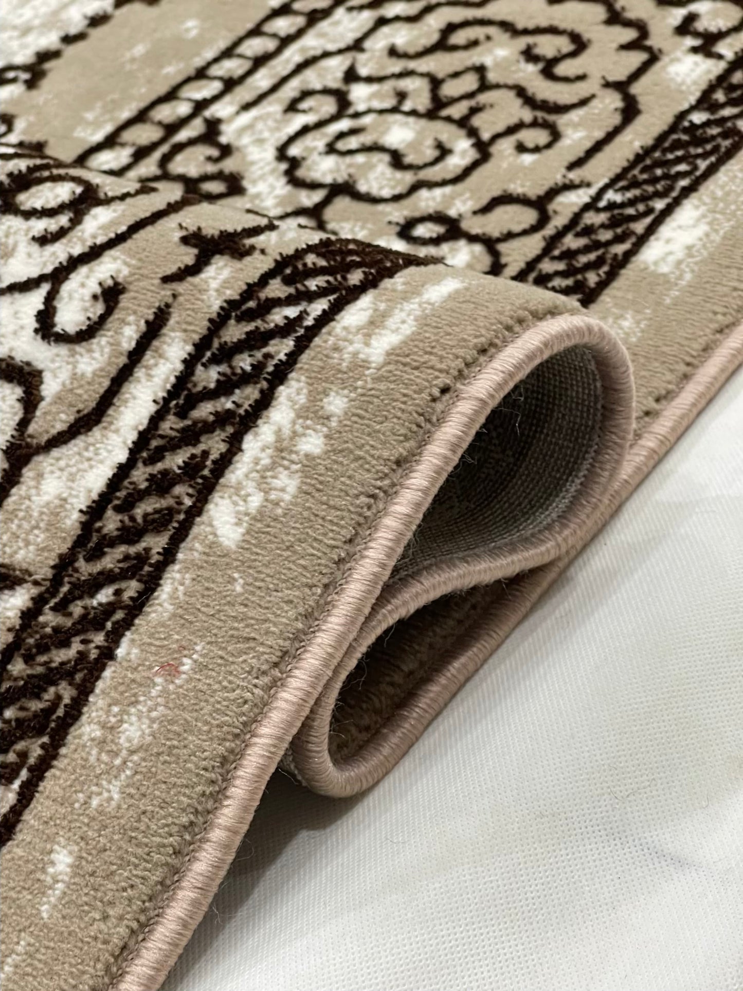 Polyester Silk.(Article-2571-beige ,Brown  )
Size : 6.6 ft width x 9.6 ft length ( 200 cm x 290 cm)