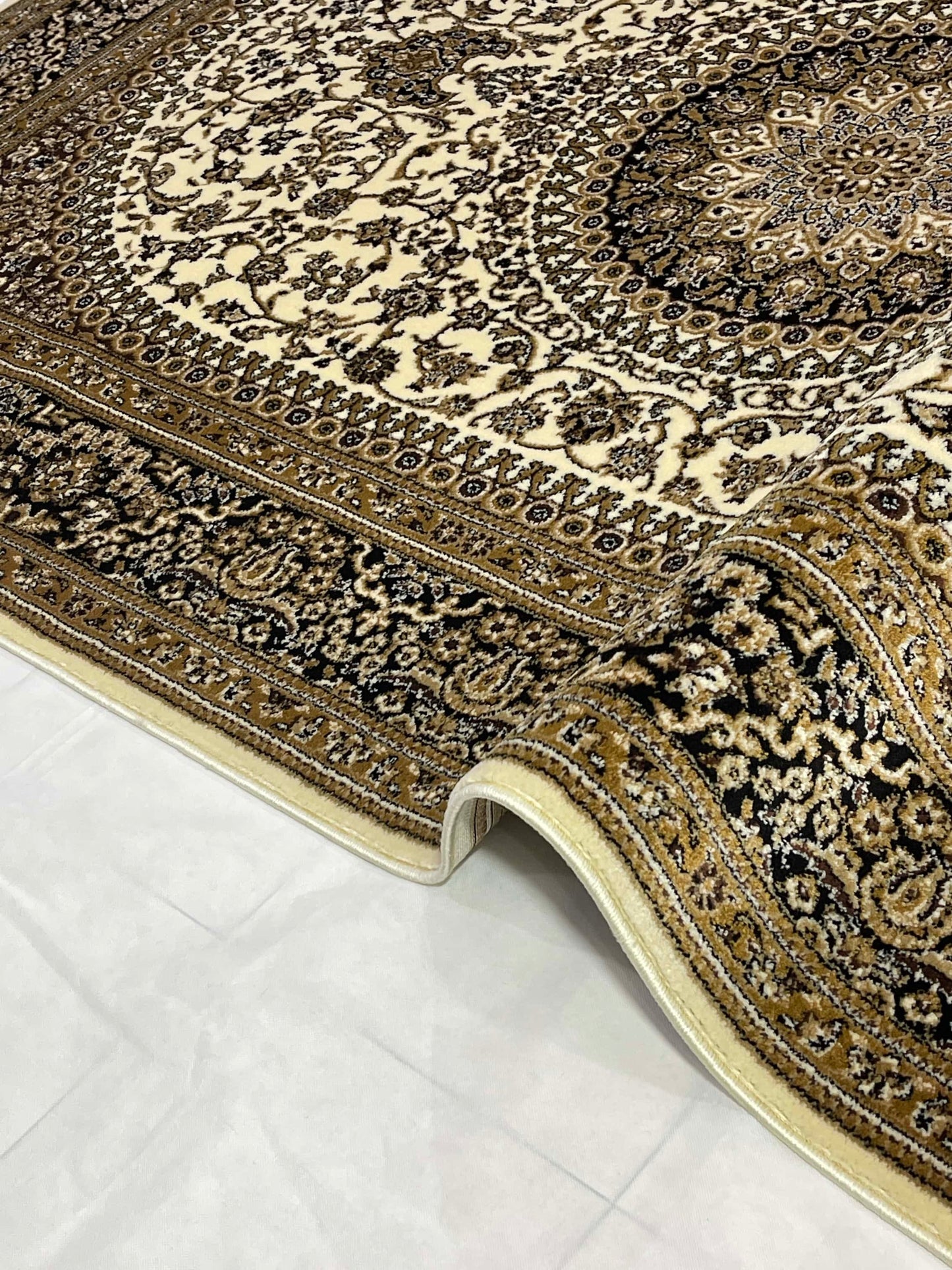 Persian polypropylene Rug,back woven(Article-22-Off white)