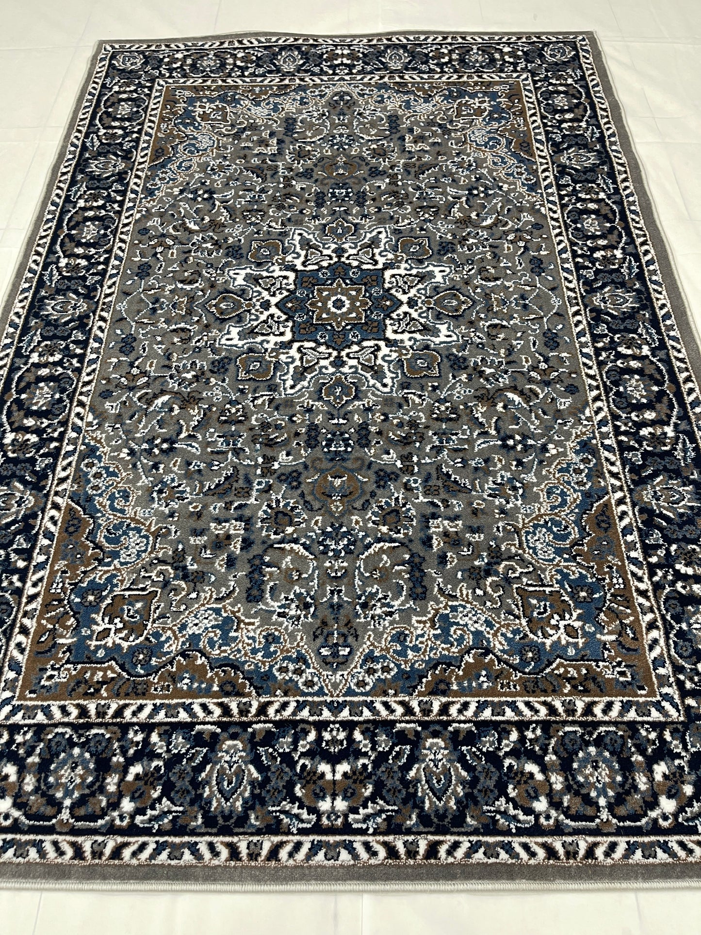 Persian  Polypropylene Rug,back woven(Article-20-Grey)
Size : 5ft width  x 7.3ft length (150cm x 220cm)