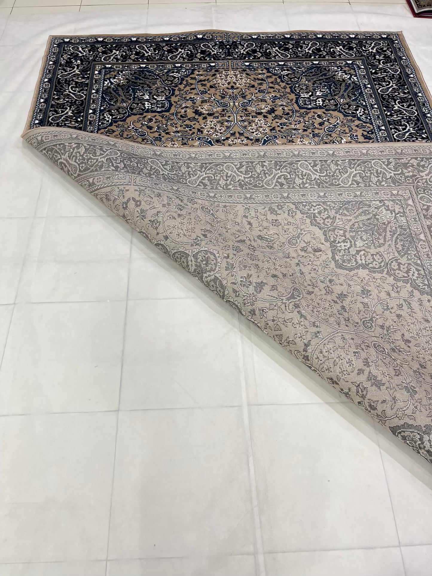 Persian polypropylene Rug,back woven(Article-27-Mink)
Size : 6.6 ft width x 9.6 ft length (200cm x 290cm)