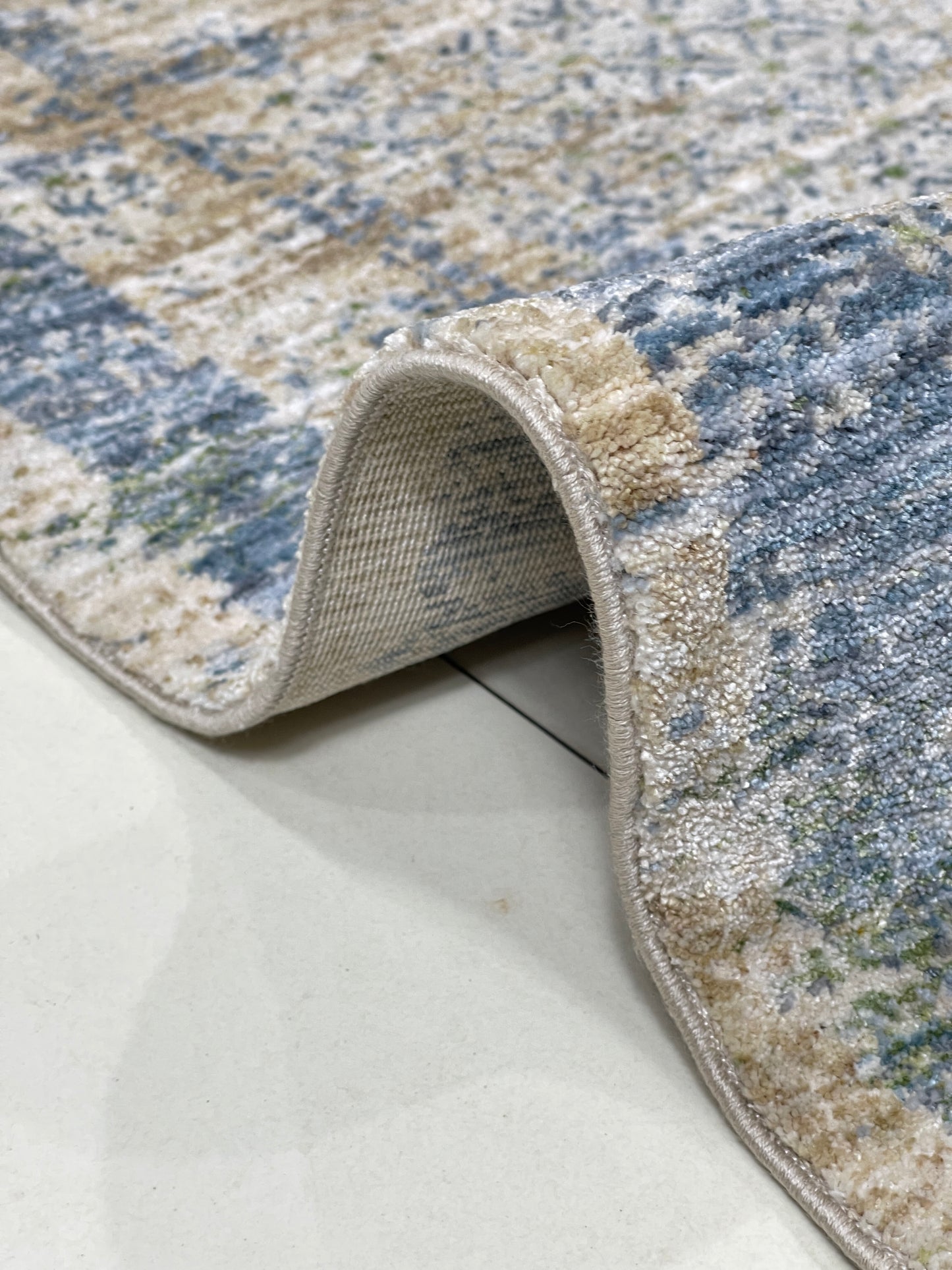 Turkish viscose Rug , Woven Back
Article-320-Beige ,Blue 
Size : 3 ft width x 5 ft length (100 cm x 150cm)