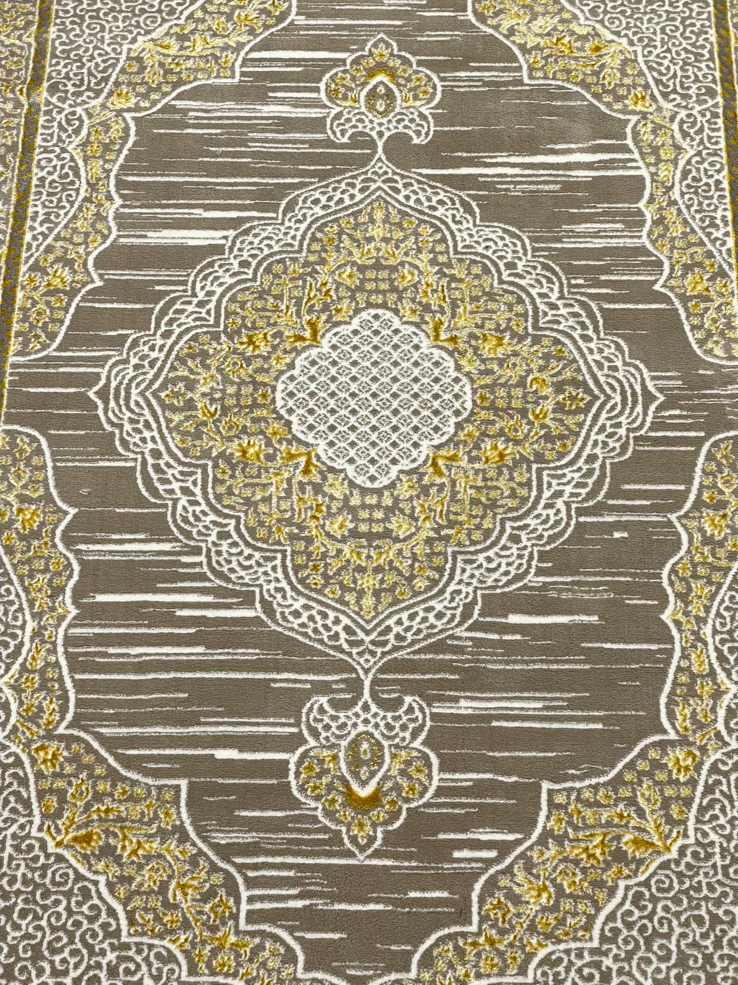 Pakistani Silk Woven Rug.(Article-1460-Light Beige , Gold)
Size : 5ft width  x 7.3ft length (150cm x 220cm)