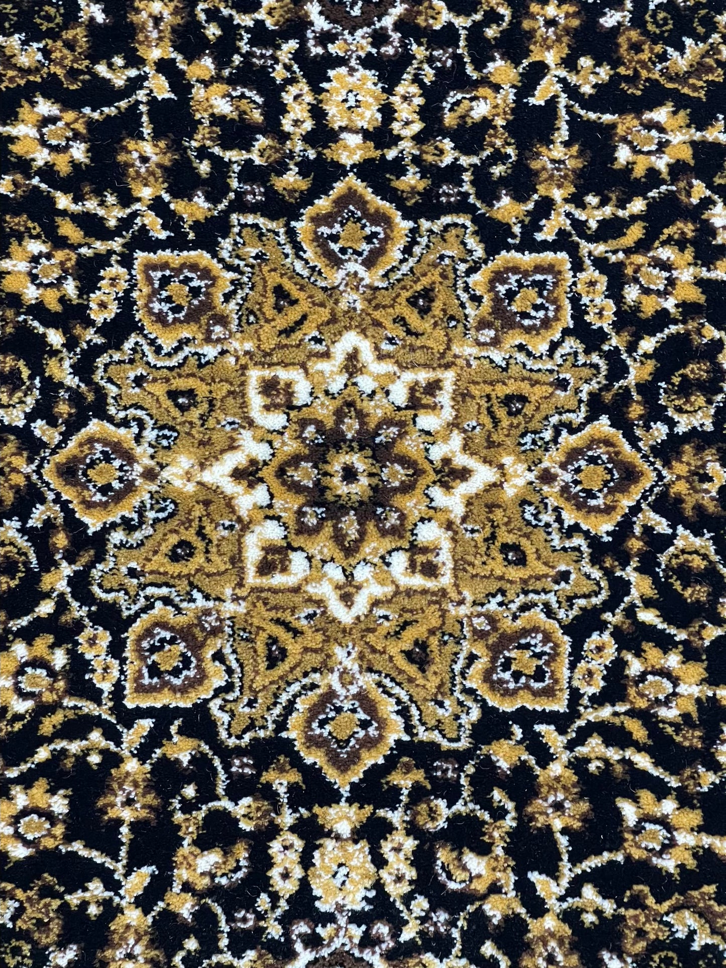 Black Persian Polypropylene Woven Runner.
Size : 2.6 ft width x 6.6 ft length 
( 80 cm x 200cm)