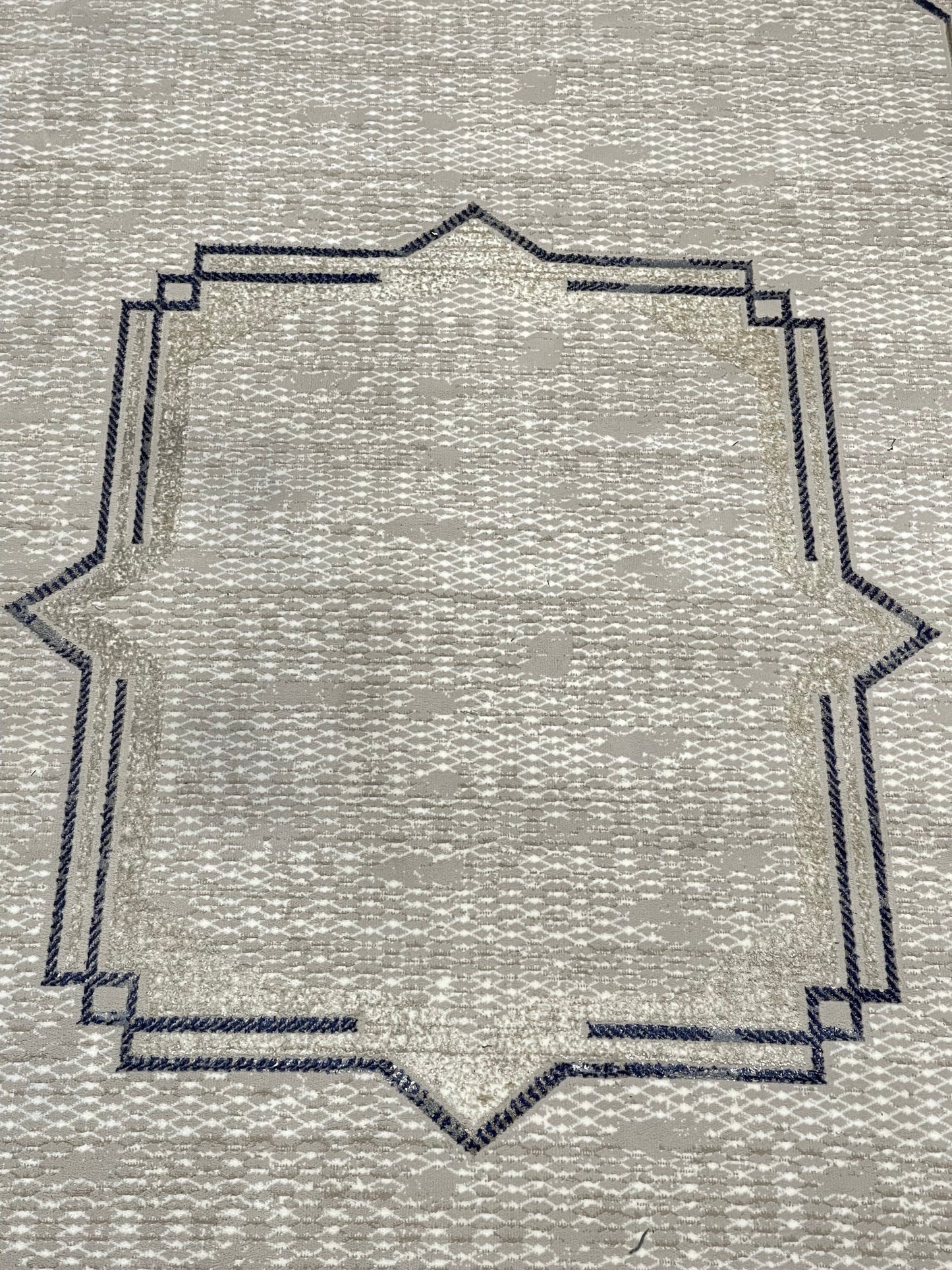 Turkish Polyester Silk.(Article-1612-off white , Blue )
Size : 6.6 ft width x 9.6 ft length ( 200 cm x 290 cm)