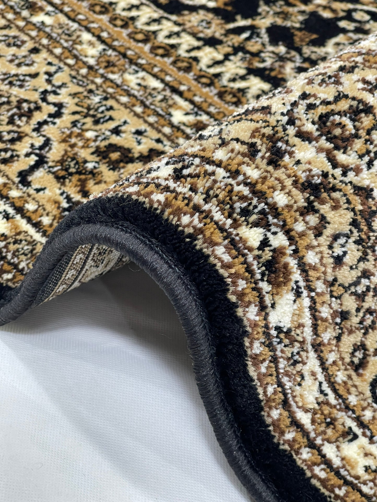 Persian Polypropylene Rug,back woven(Article-22-Black)
Size : 5ft width  x 7.3ft length (150cm x 220cm)