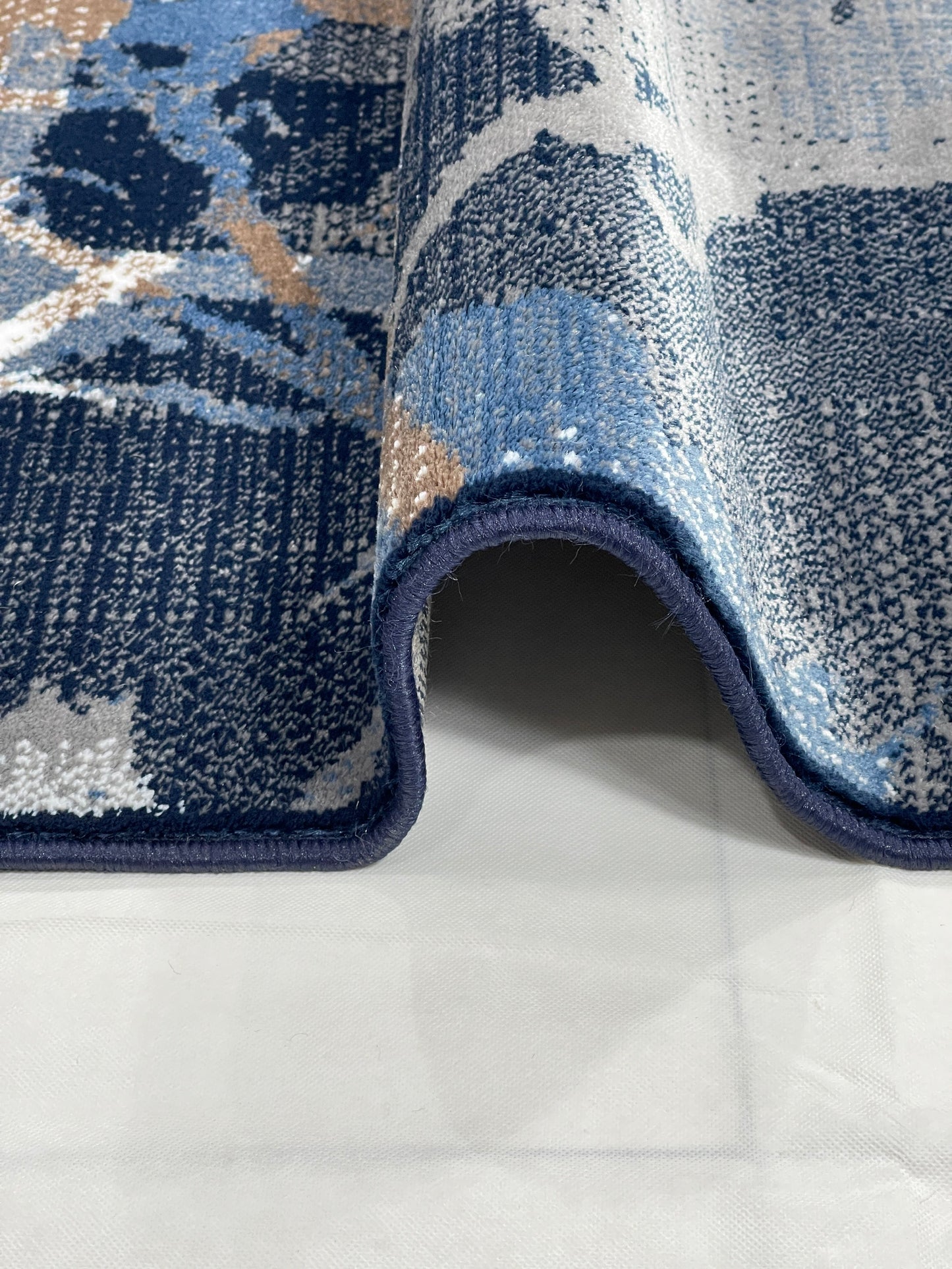 Modern polypropylene Rug,back woven(Article-1412-Dark Blue)
Size : 5ft width  x 7.3ft length (150cm x 220cm)