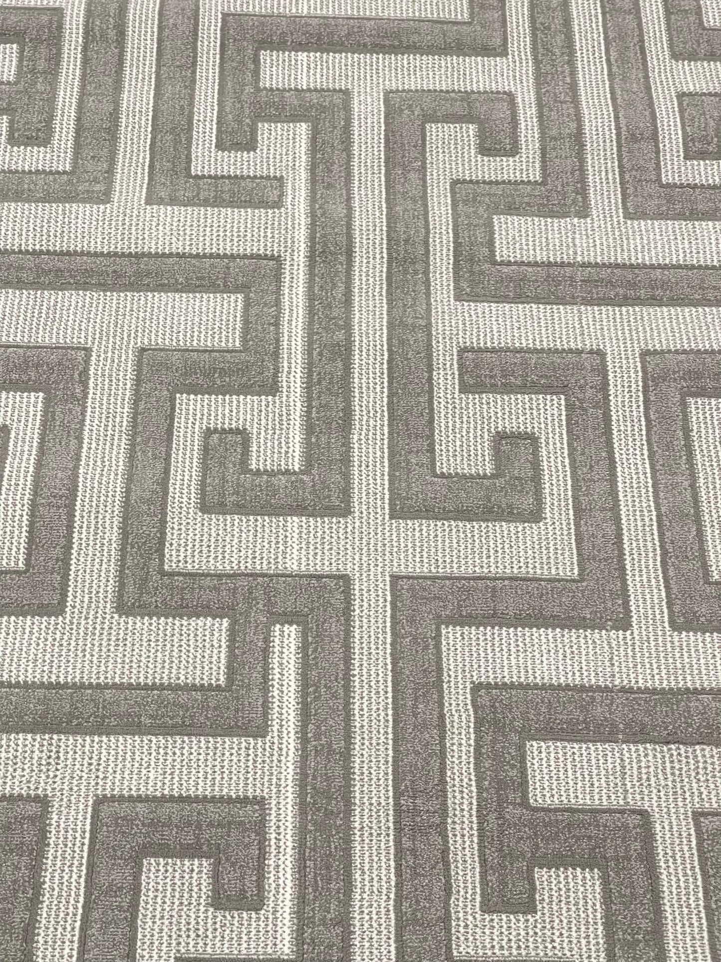 Irani Vintage Woven Rug.
 Article -2046-Grey
Size: 4 ft width x 6 ft length ( 120cm x 180 cm)