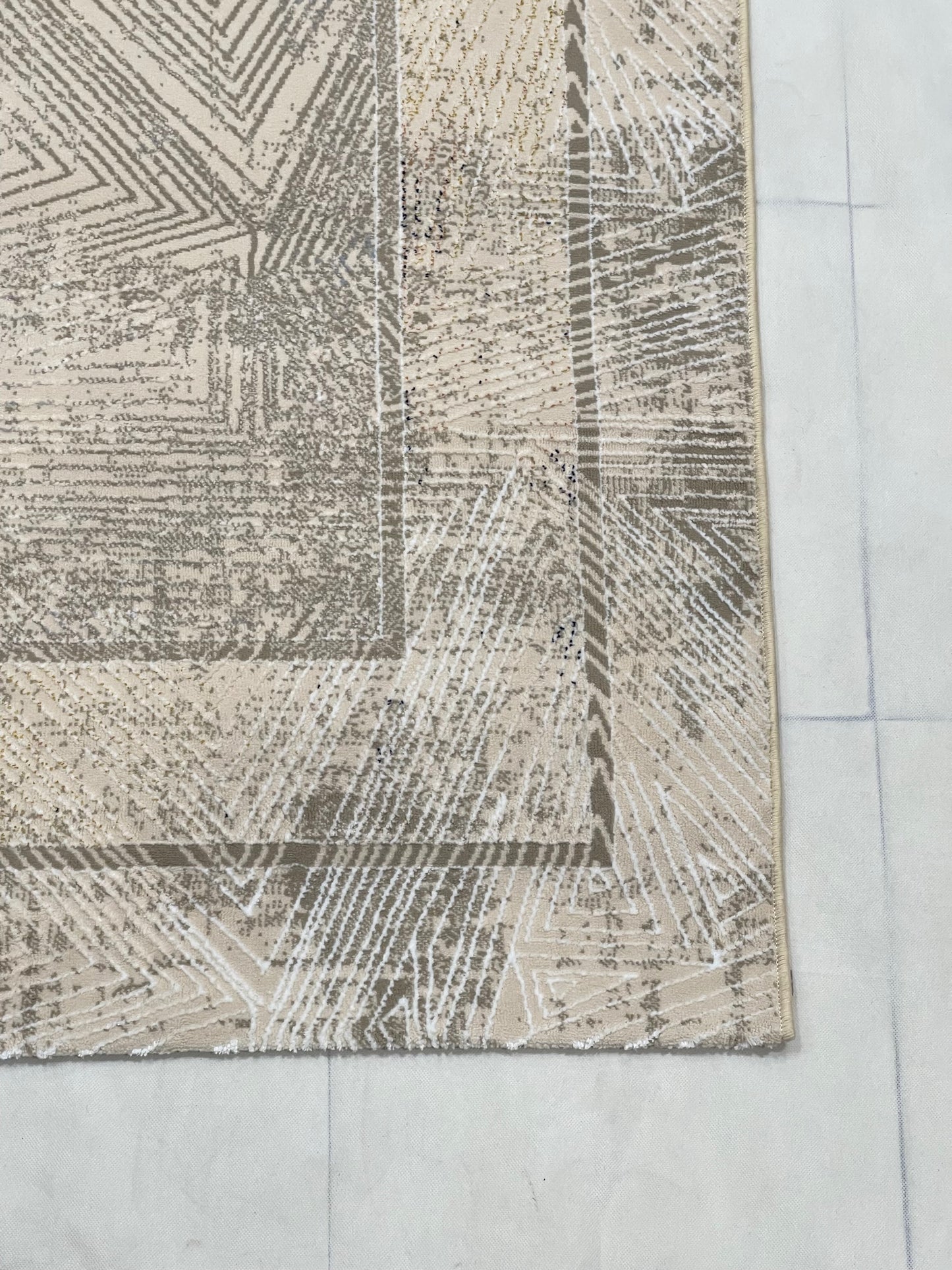 Irani Vintage Woven Rug.  Article -2075-Off white Size: 5 ft width x 7.3 ft length (150cm x 220cm)