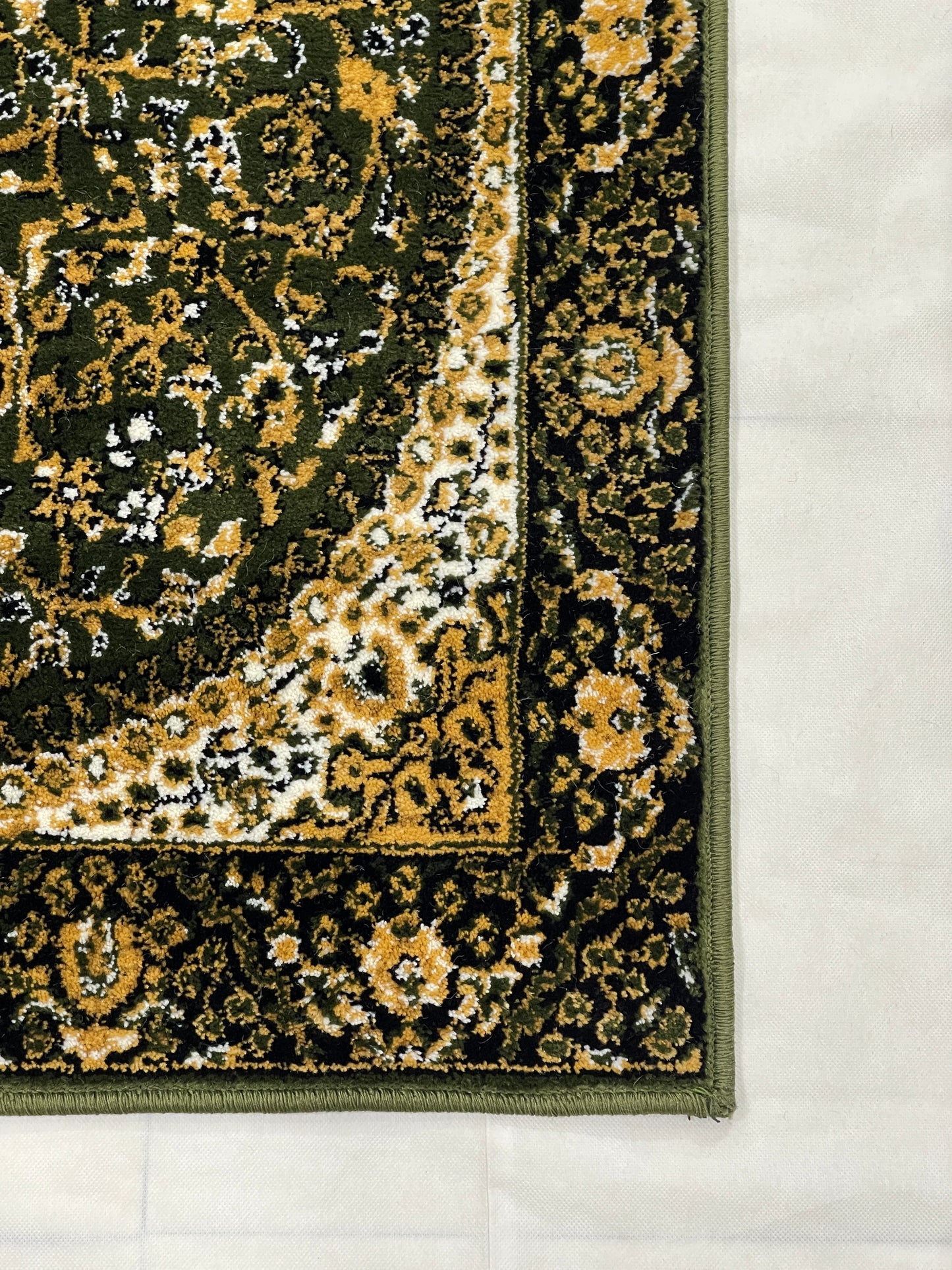 Green Persian Polypropylene Woven Runner.
 Size : 2.6 ft width x 6.6 ft length
 (80 cm x 200cm)