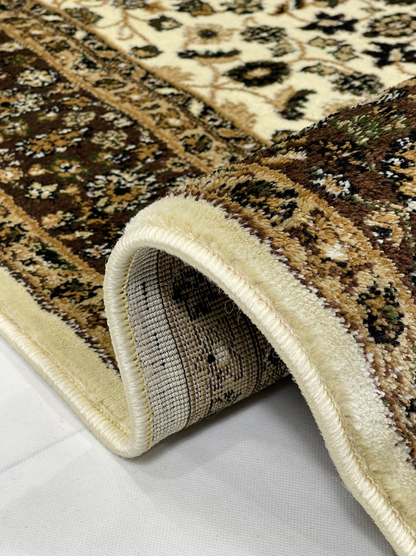 Persian Polypropylene Rug,back woven(Article-140-Off White)
Size : 5ft width  x 7.3ft length (150cm x 220cm)