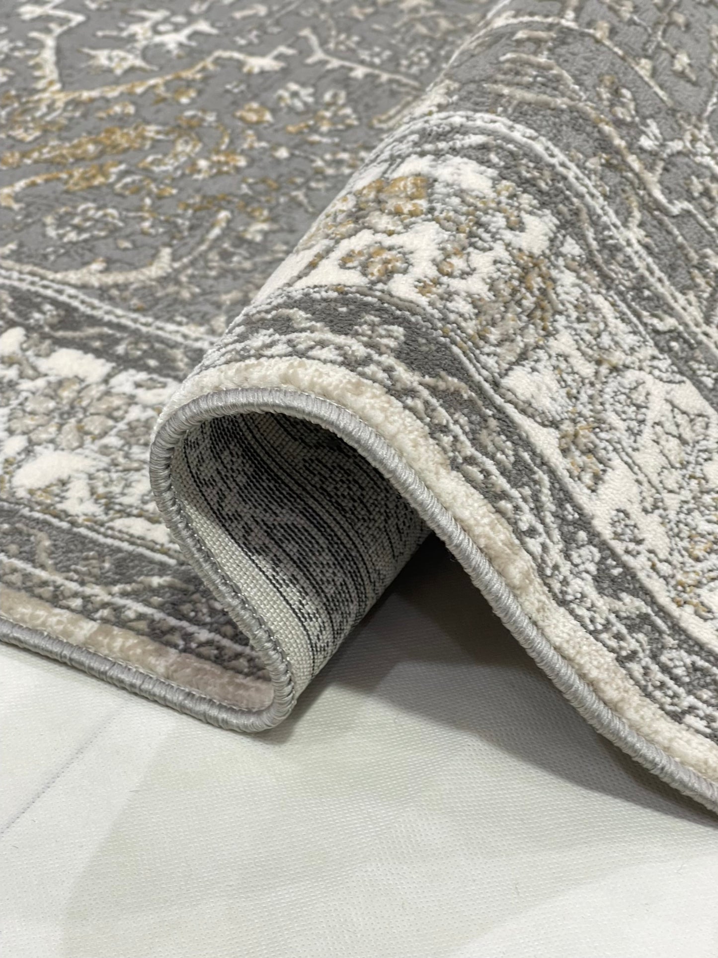 Irani Vintage Woven Rug.
 Article -2049-Grey
Size: 4 ft width x 6 ft length ( 120cm x 180 cm)