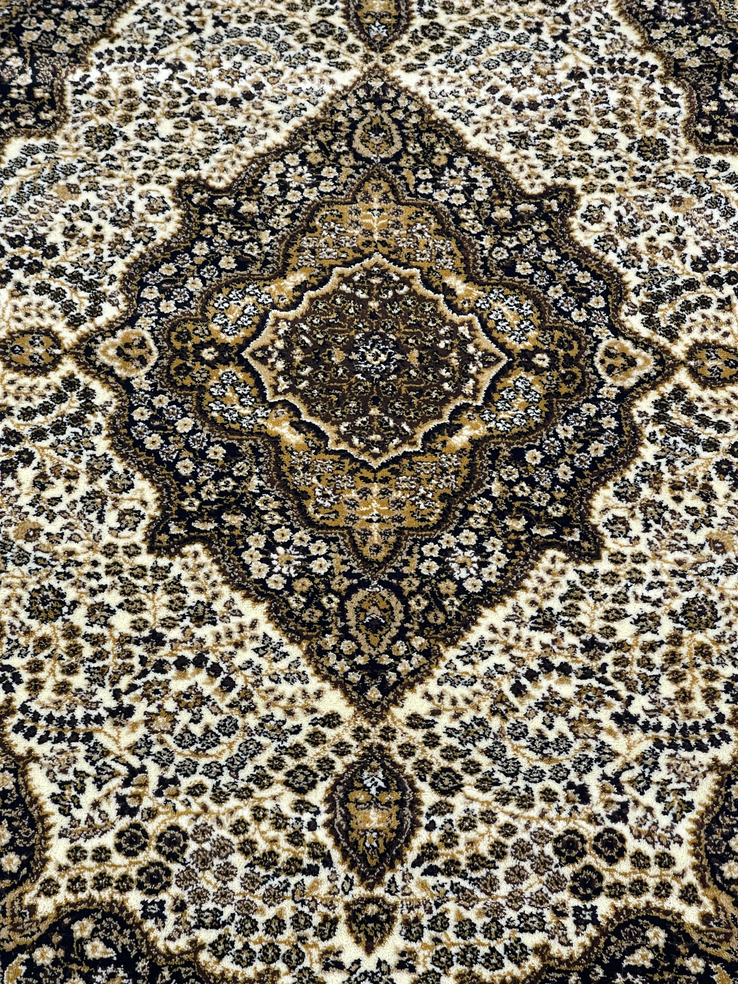 Persian polypropylene Rug,back woven(Article-25-Off White)
Size : 5ft width  x 7.3ft length (150cm x 220cm)