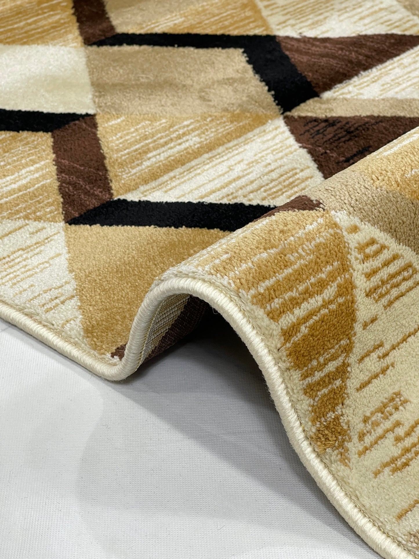 Modern polypropylene Rug,back woven(Article-663-Off white)