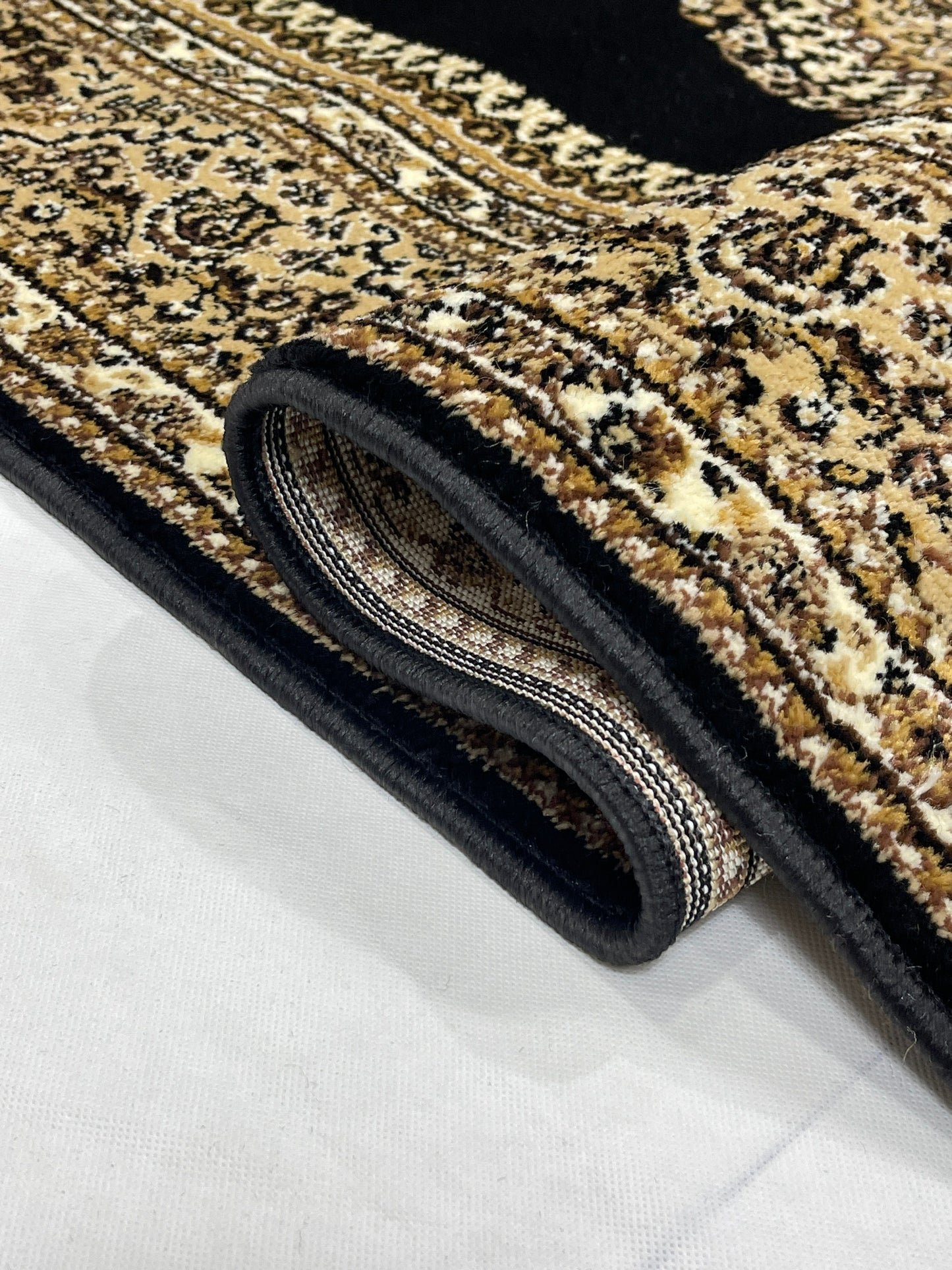 Persian Polypropylene Rug,back woven(Article-22-Black)
Size : 5ft width  x 7.3ft length (150cm x 220cm)