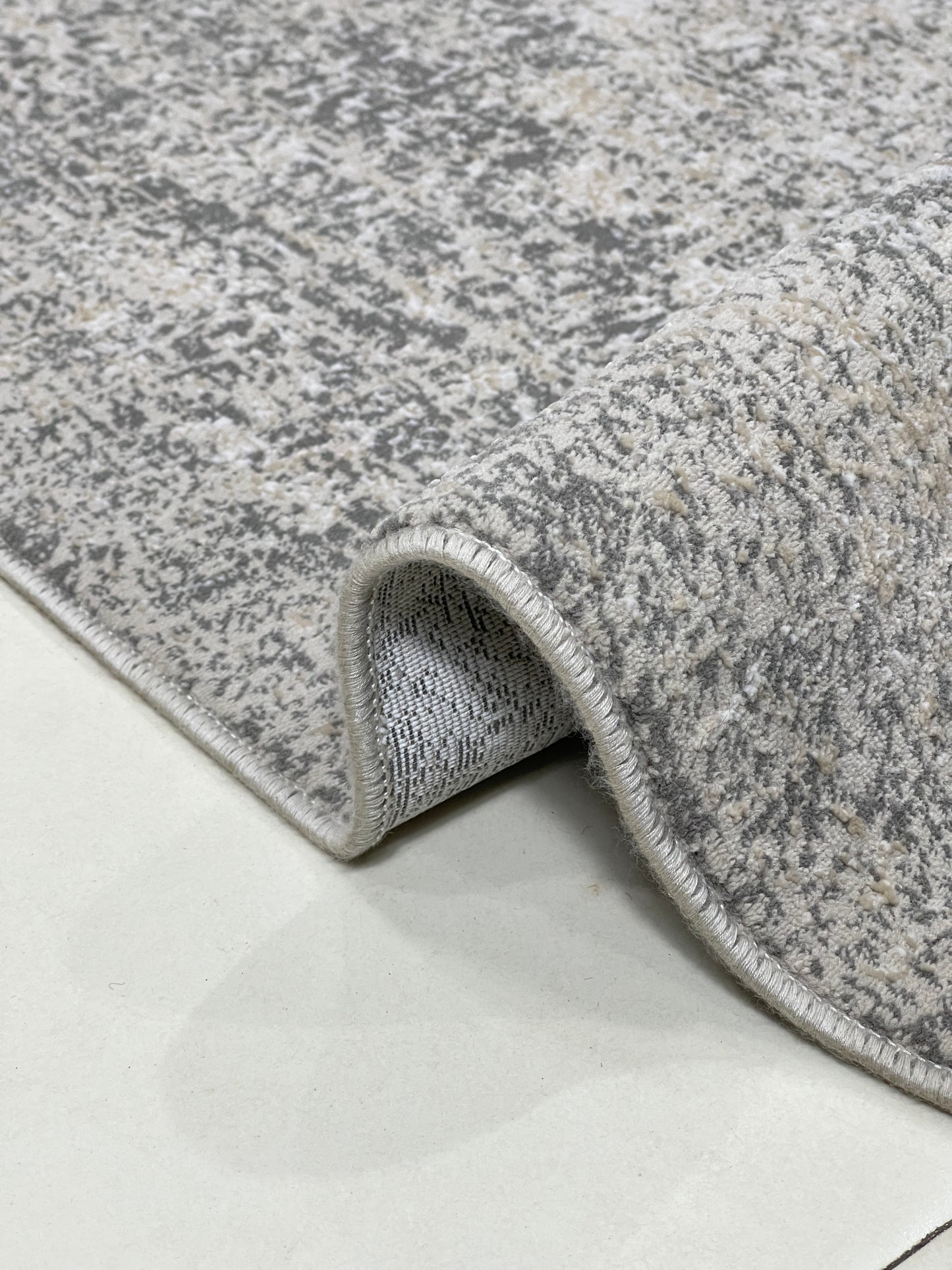 Irani viscose Rug , Woven Back Article-306-Grey Size : 3 ft width x 5 ft length (100 cm x 150cm)