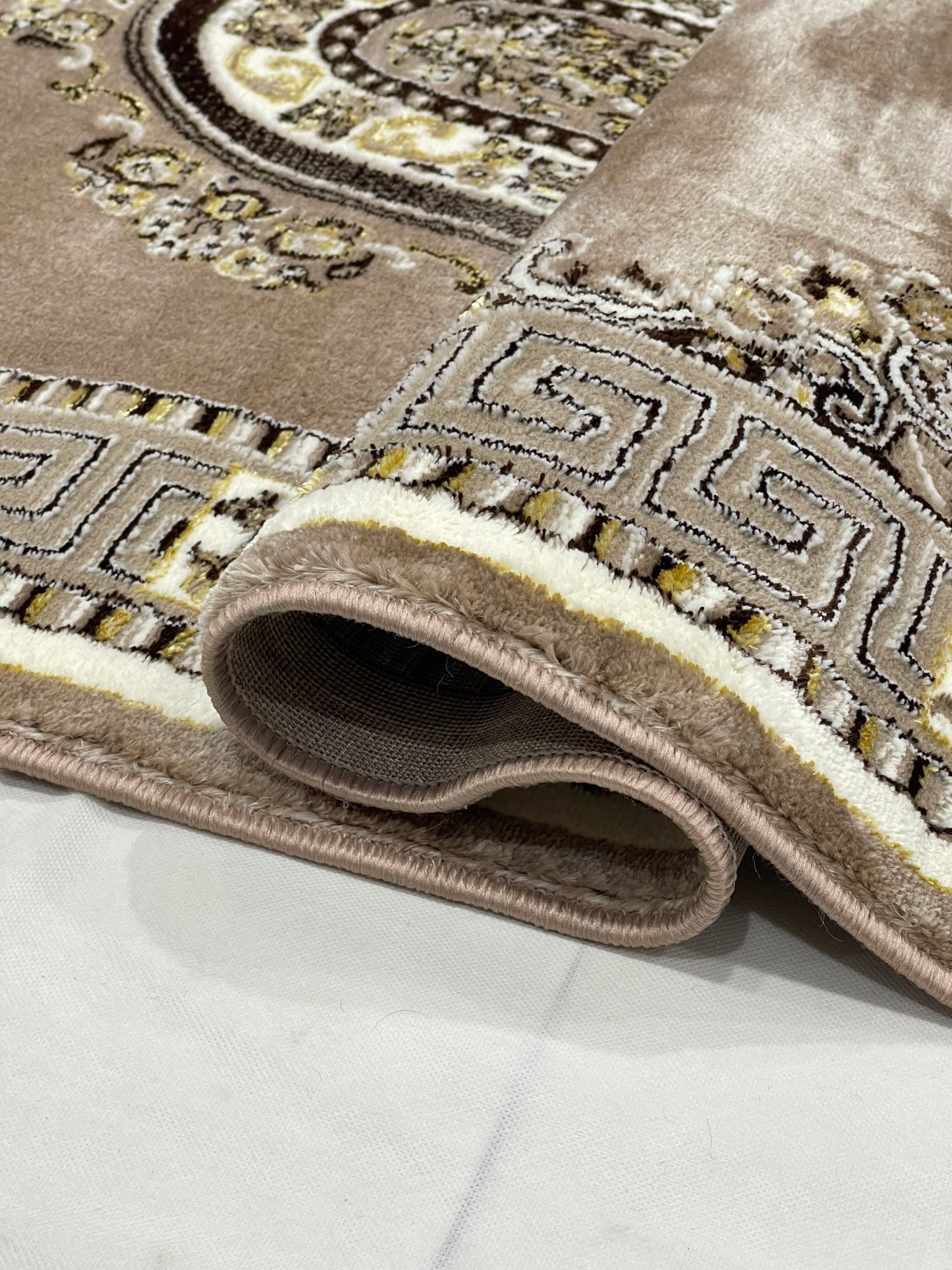 Polyester Silk Woven Rug.(Article-1575-Beige) Size : 4 ft width x 5.6 ft length