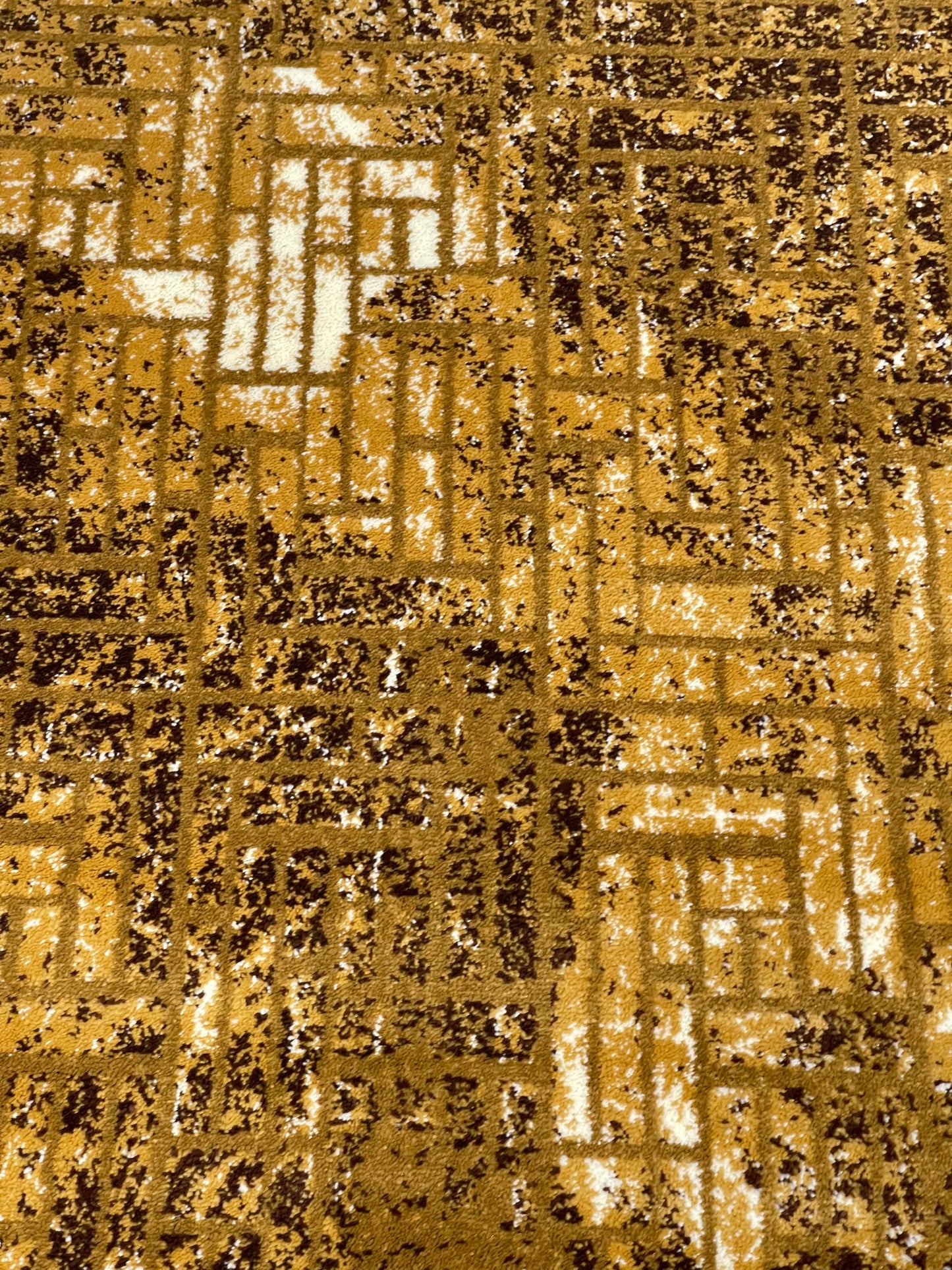 Gold Modern Polypropylene Woven Rug.  Size : 2.6 ft width x 6.6 ft length  (80 cm x 200cm)