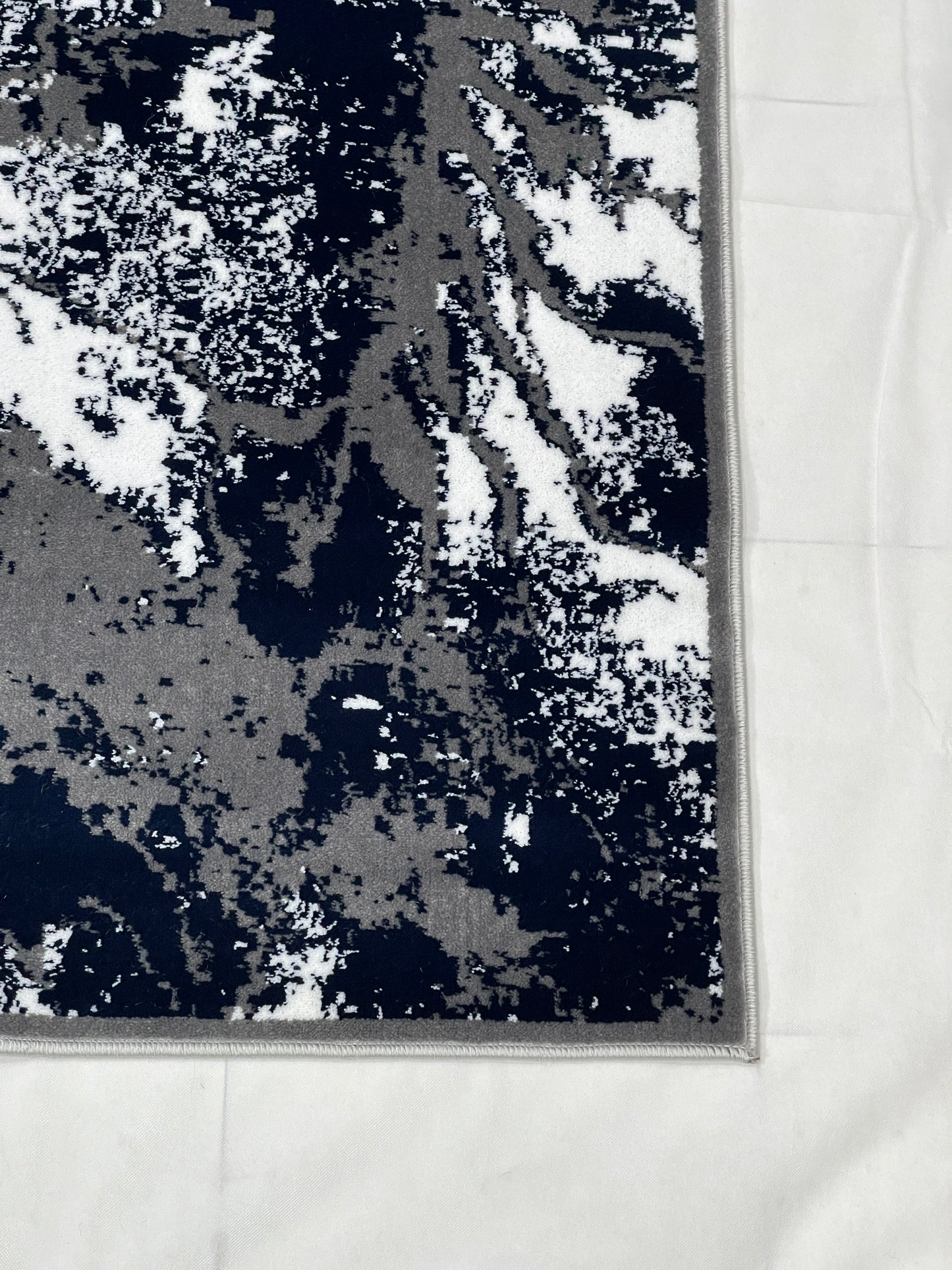 Modern polypropylene Rug,back woven(Article-1777-Grey)
Size : 5 ft width x 7.3 ft length ( 150 cm x 220 cm)