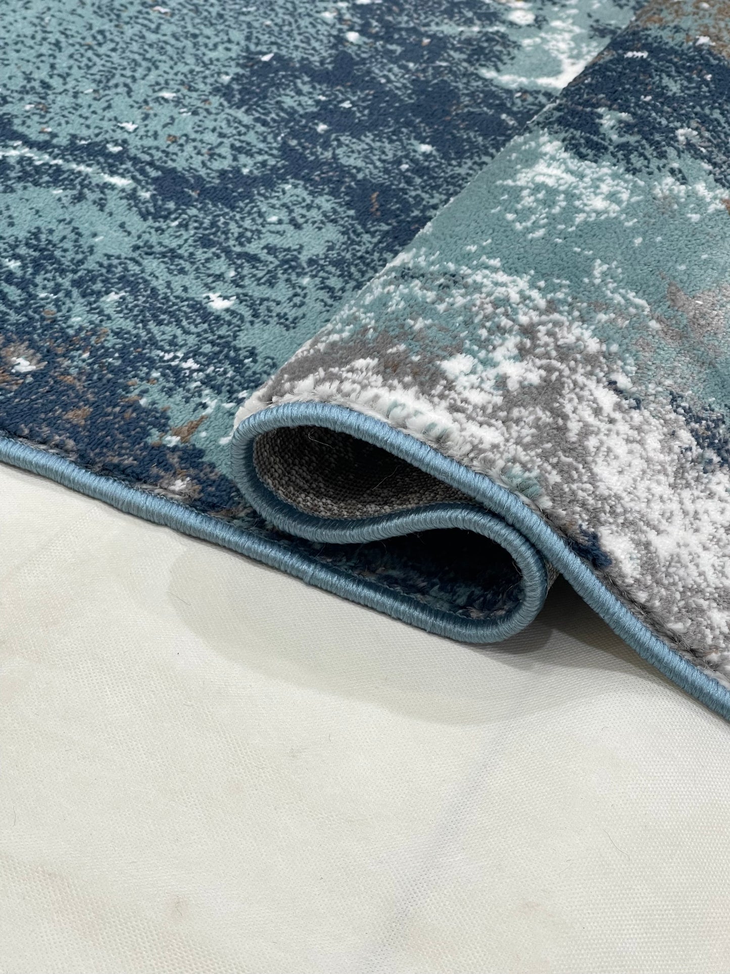 Modern Polypropylene Rug,back woven(Article-1443-Feroze) Size : 4 ft width x 5.6 ft length (120 cm x 170 cm)