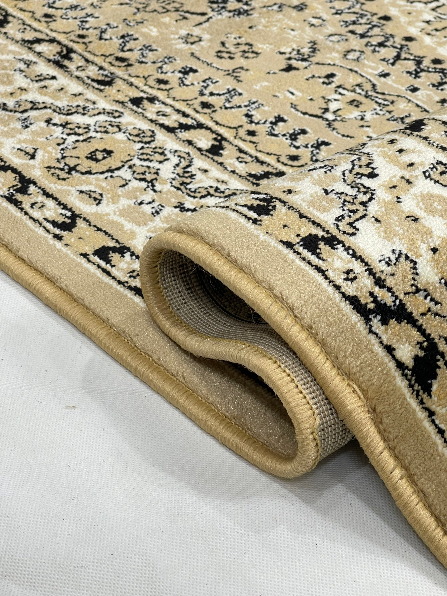 Persian polypropylene Rug,back woven
(Article-22-Beige)