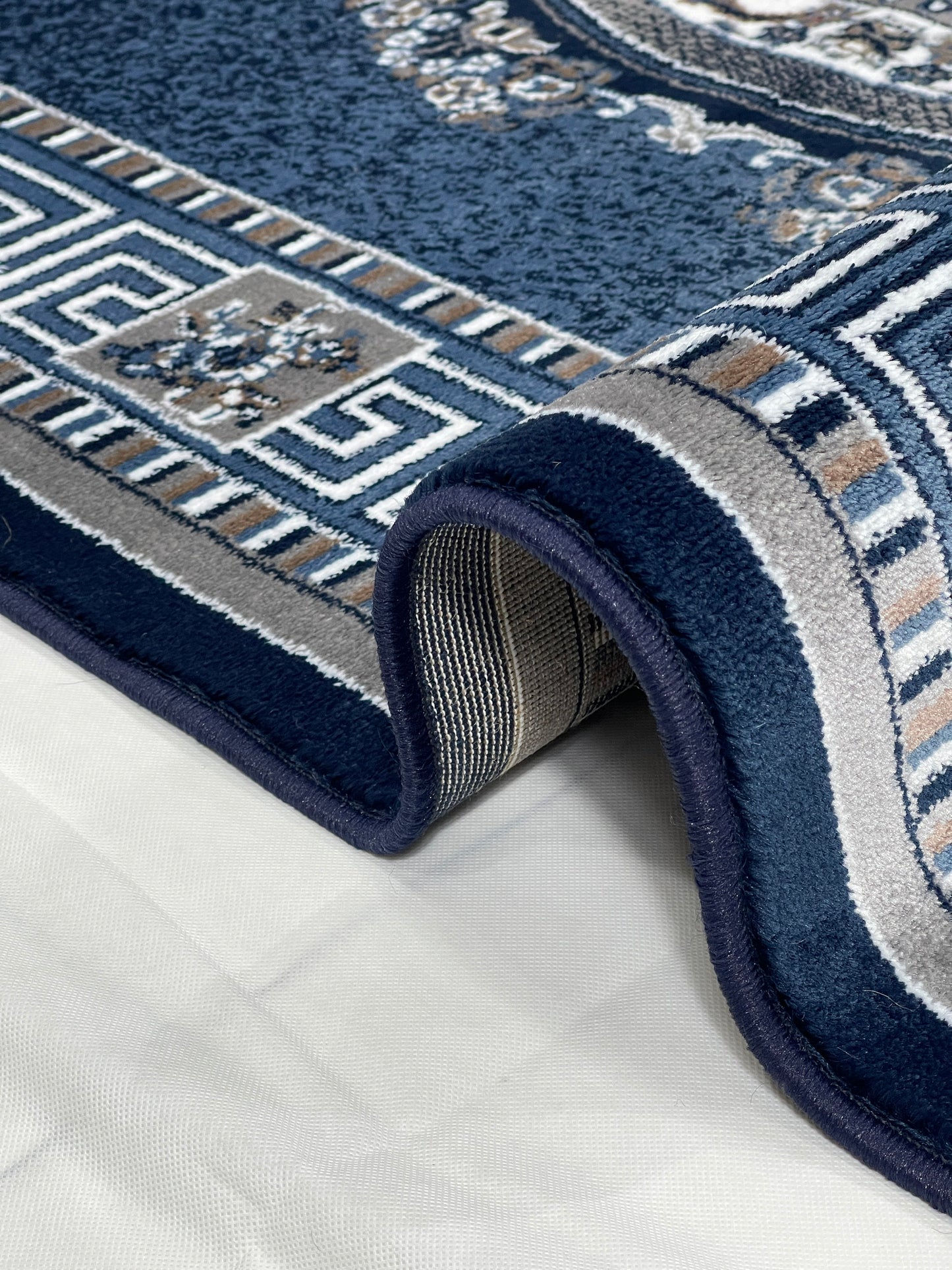 Versace Polypropylene Rug,back woven(Article-22-Dark Blue)
Size : 5ft width  x 7.3ft length (150cm x 220cm)