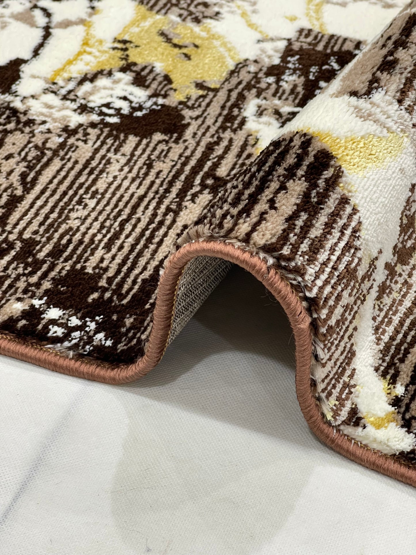 Polyester Silk Woven Rug.(Article-1557-Beige) Size : 4 ft width x 5.6 ft length