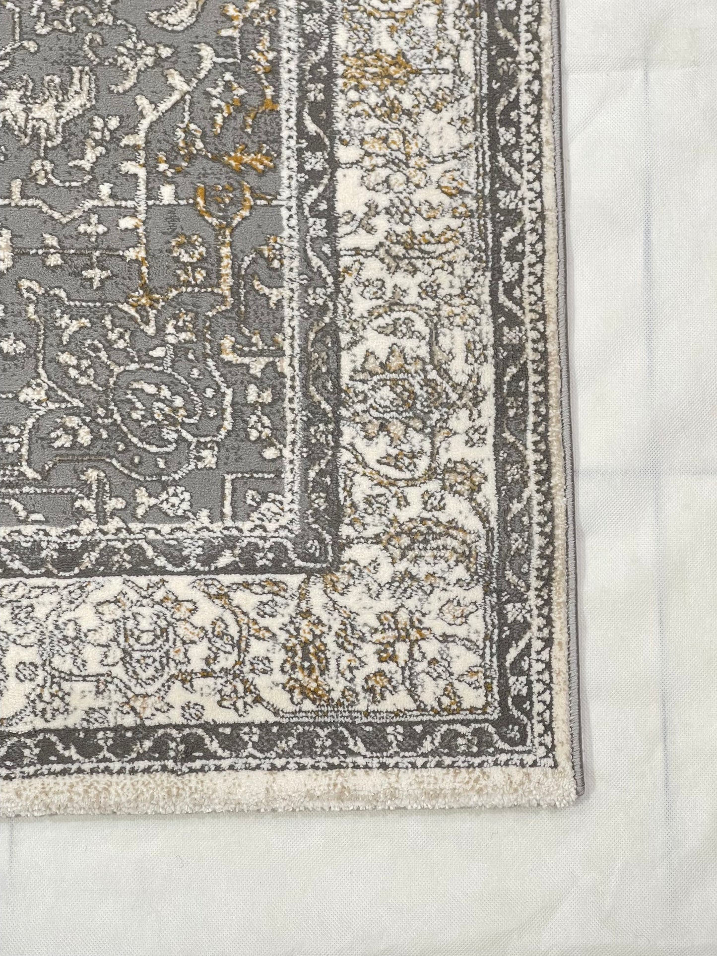 Irani Vintage Woven Rug.
 Article -2049-Grey
Size: 4 ft width x 6 ft length ( 120cm x 180 cm)