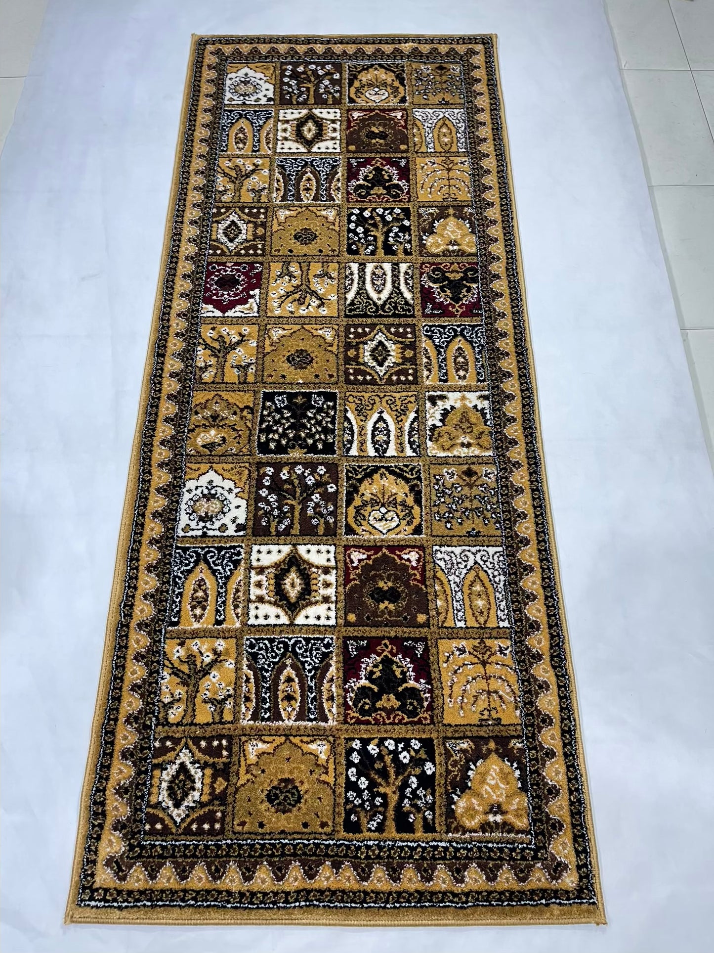Persian Gold Polypropylene Woven Rug.  Size : 2.6 ft width x 6.6 ft length  (80 cm x 200cm)