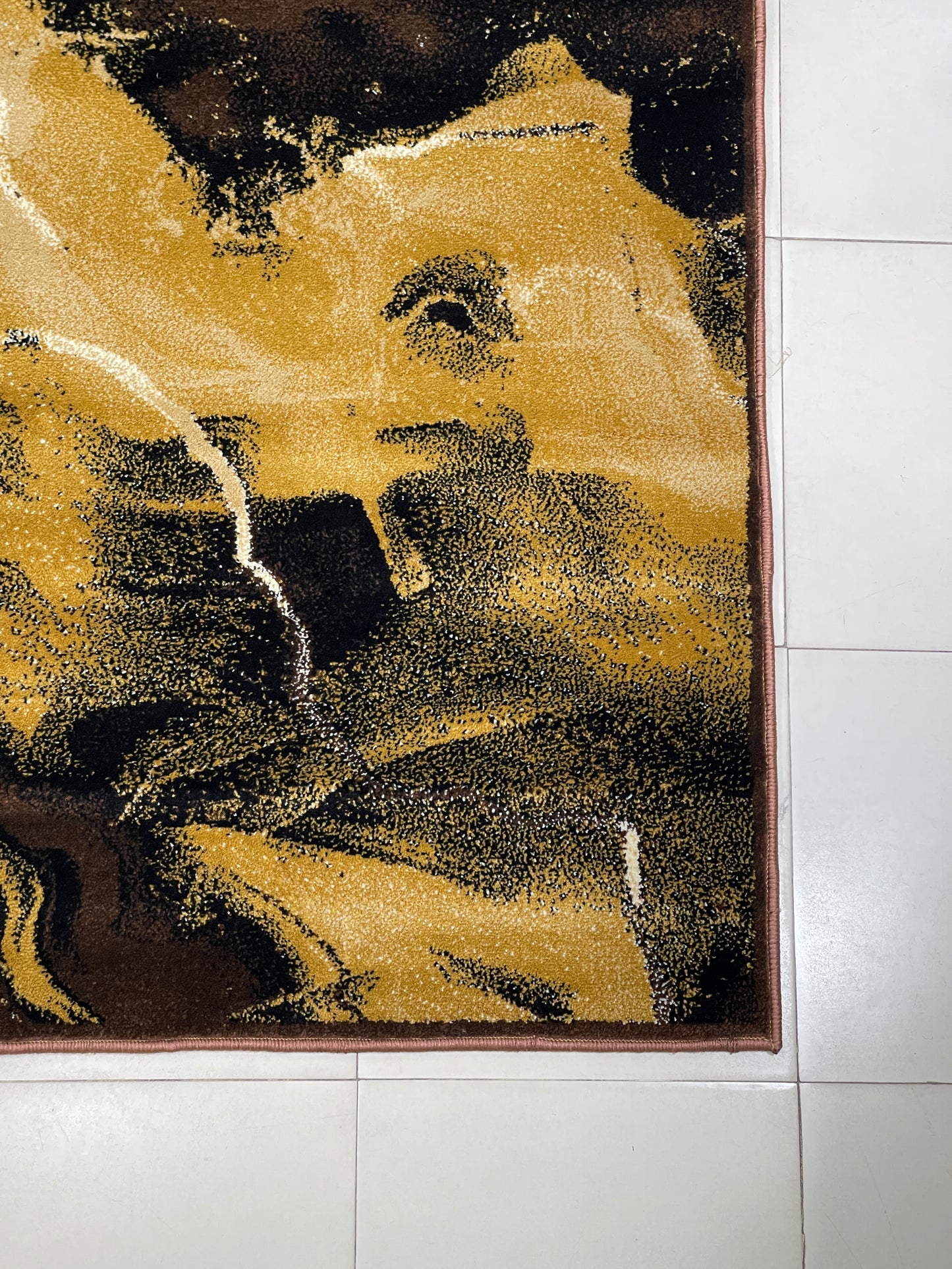 Modern polypropylene Rug,back woven(Article-422-Brown)
Size : 6.6 ft width x 9.6 ft length (200cm x 290cm)