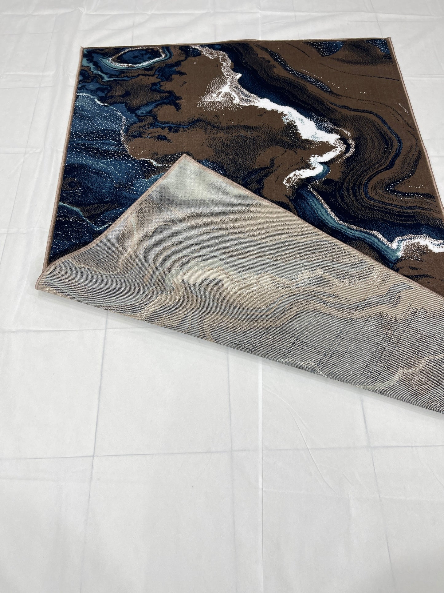 Modern polypropylene Rug,back woven(Article-1999-Mink)
Size : 5ft width  x 7.3ft length (150cm x 220cm)