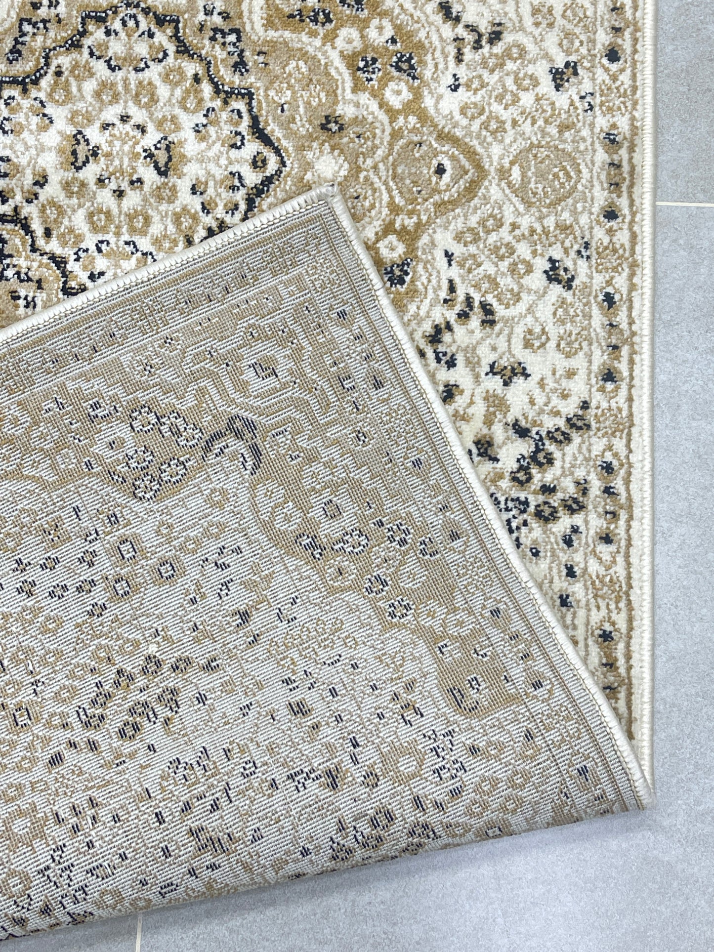 Off white Persian Polypropylene Woven Rug.
 Size : 2.6 ft width x 6.6 ft length
 (80 cm x 200cm)