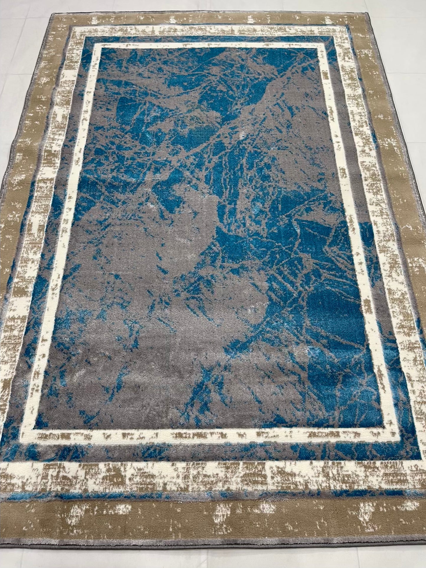 Pakistani Silk Woven Rug.(Article-1463-Grey , Feroze) Size : 5ft width  x 7.3ft length (150cm x 220cm)