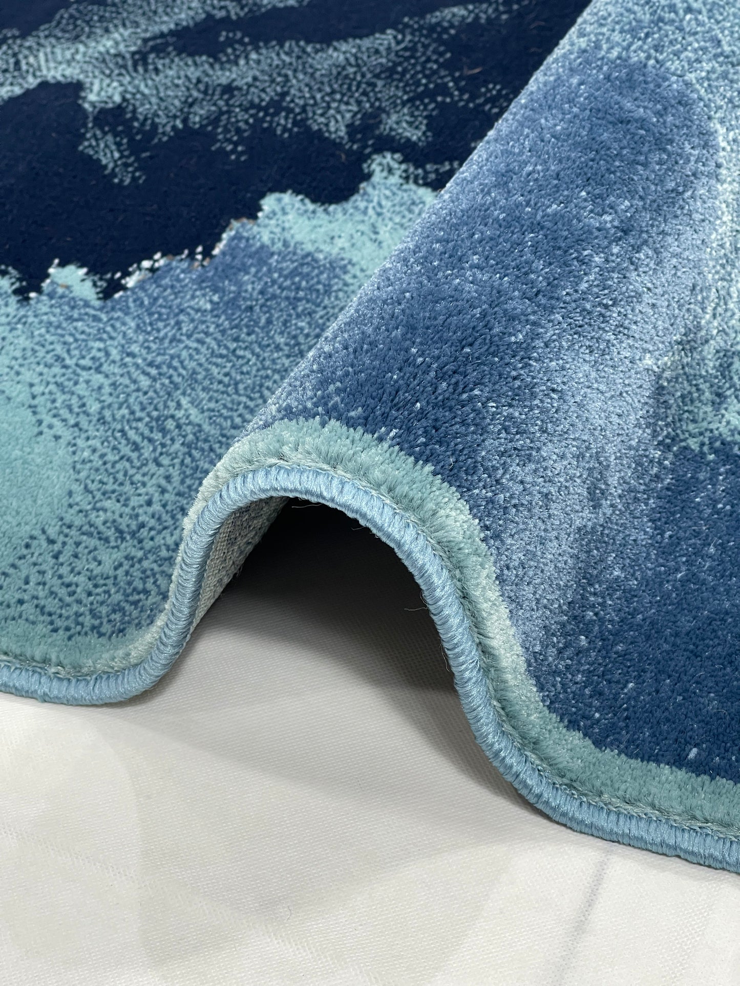 Modern Polypropylene Rug,back woven(Article-1654-Feroze) Size : 5ft width  x 7.3ft length (150cm x 220cm)