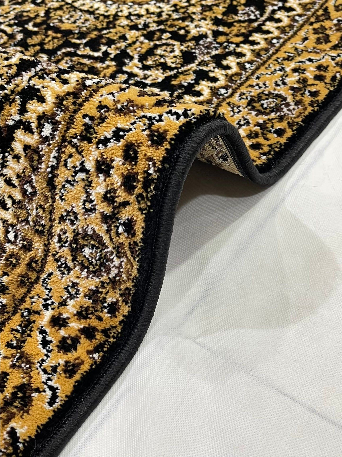Black Persian Polypropylene Woven Runner.
Size : 2.6 ft width x 6.6 ft length