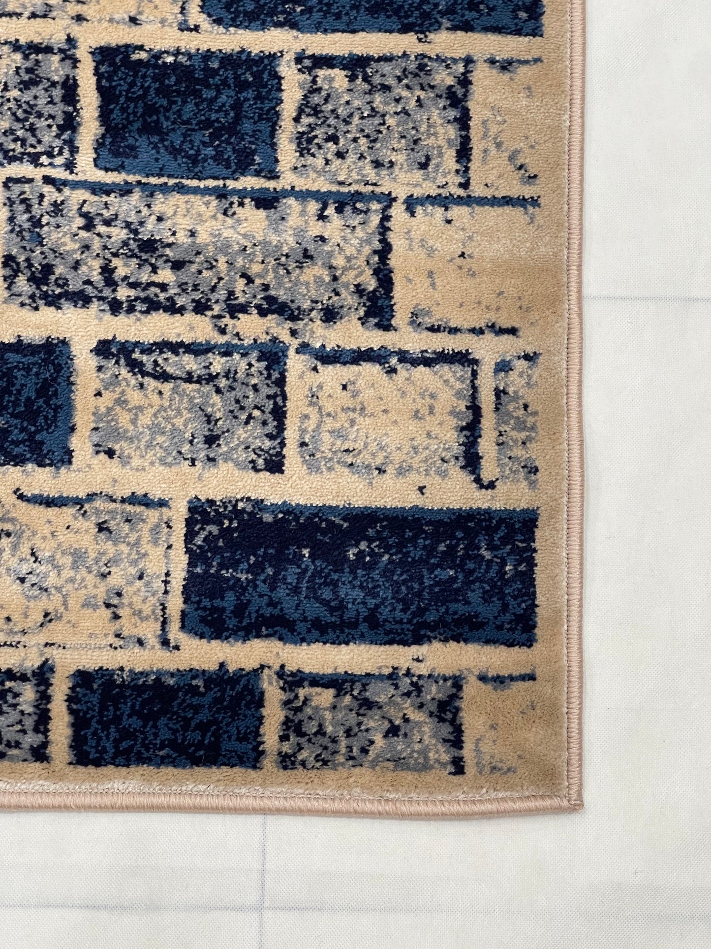 Modern Polypropylene Rug,back woven(Article-1443-Mink) Size : 4 ft width x 5.6 ft length (120 cm x 170 cm)