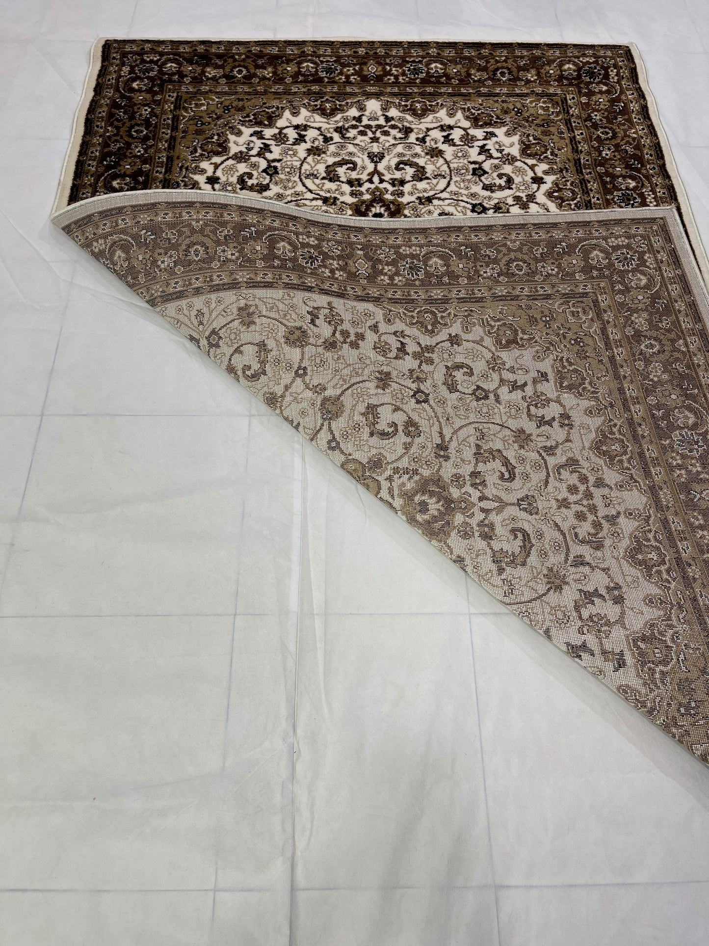 Persian polypropylene Rug,back woven(Article-19-Off White)
Size : 5ft width  x 7.3ft length (150cm x 220cm)