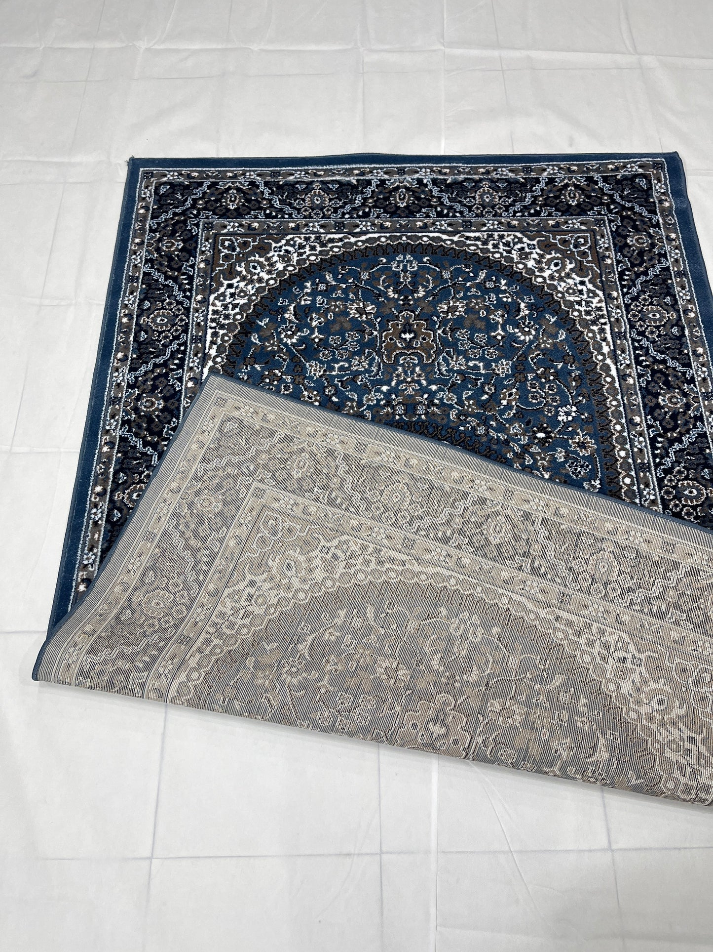 Persian Polypropylene Rug,back woven(Article-22-Blue)
Size : 5ft width  x 7.3ft length (150cm x 220cm)