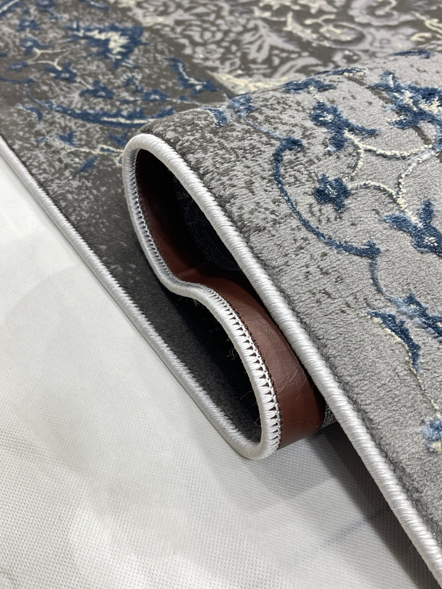 New Turkish Silk (Surya B) 
Size: 6.6 ft width x 9.6 ft length (200cm x 290cm)
Article -625- Grey , Blue