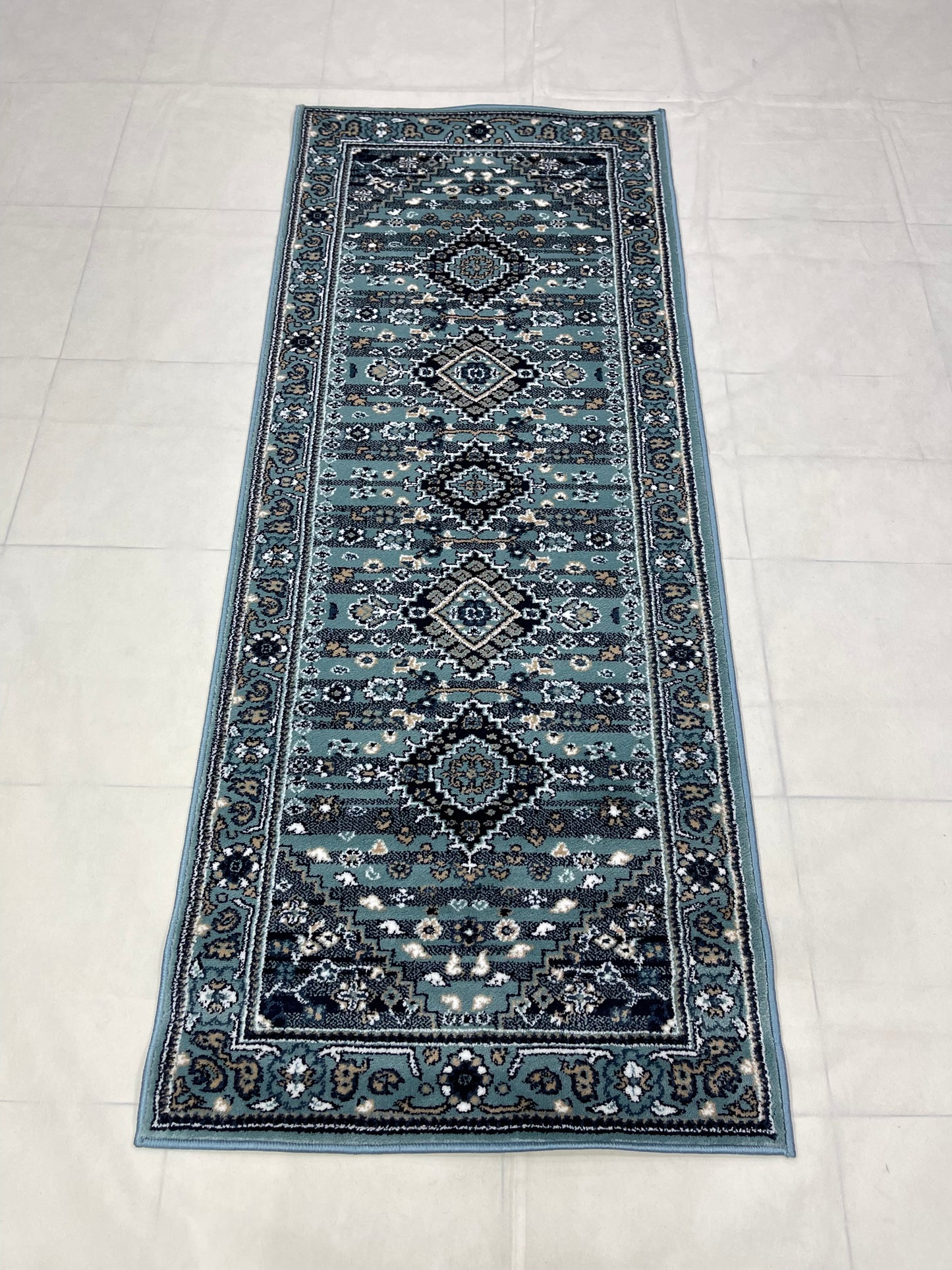 Feroze Persian Polypropylene Woven Rug.  Size : 2.6 ft width x 6.6 ft length  (80 cm x 200cm)