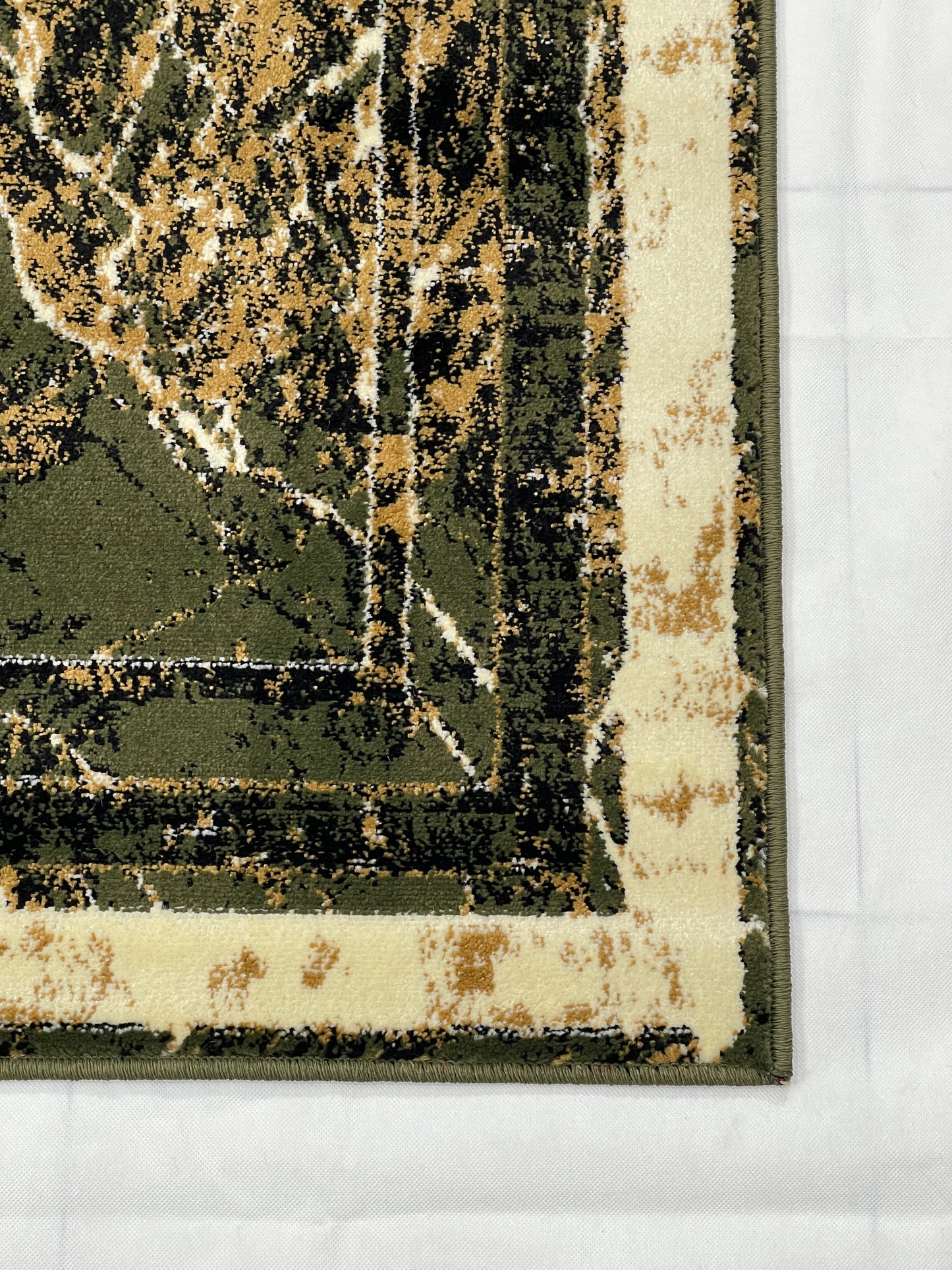 Modern polypropylene Rug,back woven
(Article-175-Green)
Size : 4 ft width x 5.6 ft length (120 cm x 170 cm)