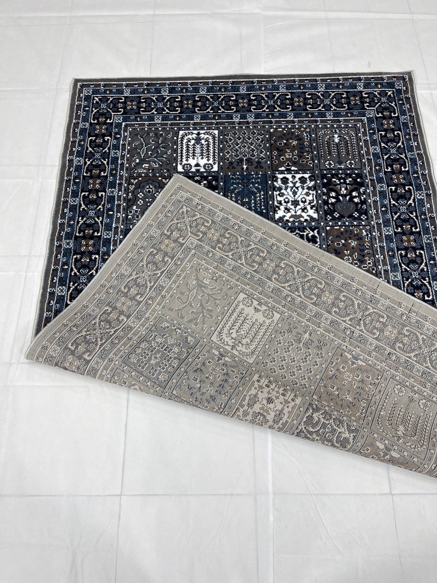 Persian  Polypropylene Rug,back woven(Article-26-Grey)
Size : 5ft width  x 7.3ft length (150cm x 220cm)