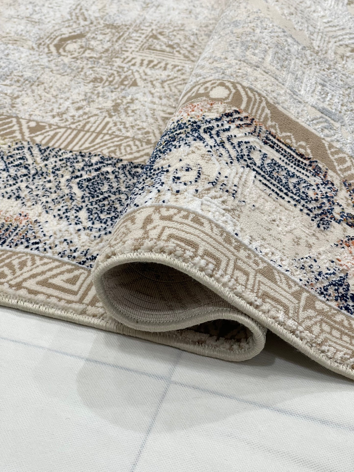 Irani Vintage Woven Rug.  Article -2075-Off white , Multi Size: 5 ft width x 7.3 ft length (150cm x 220cm)