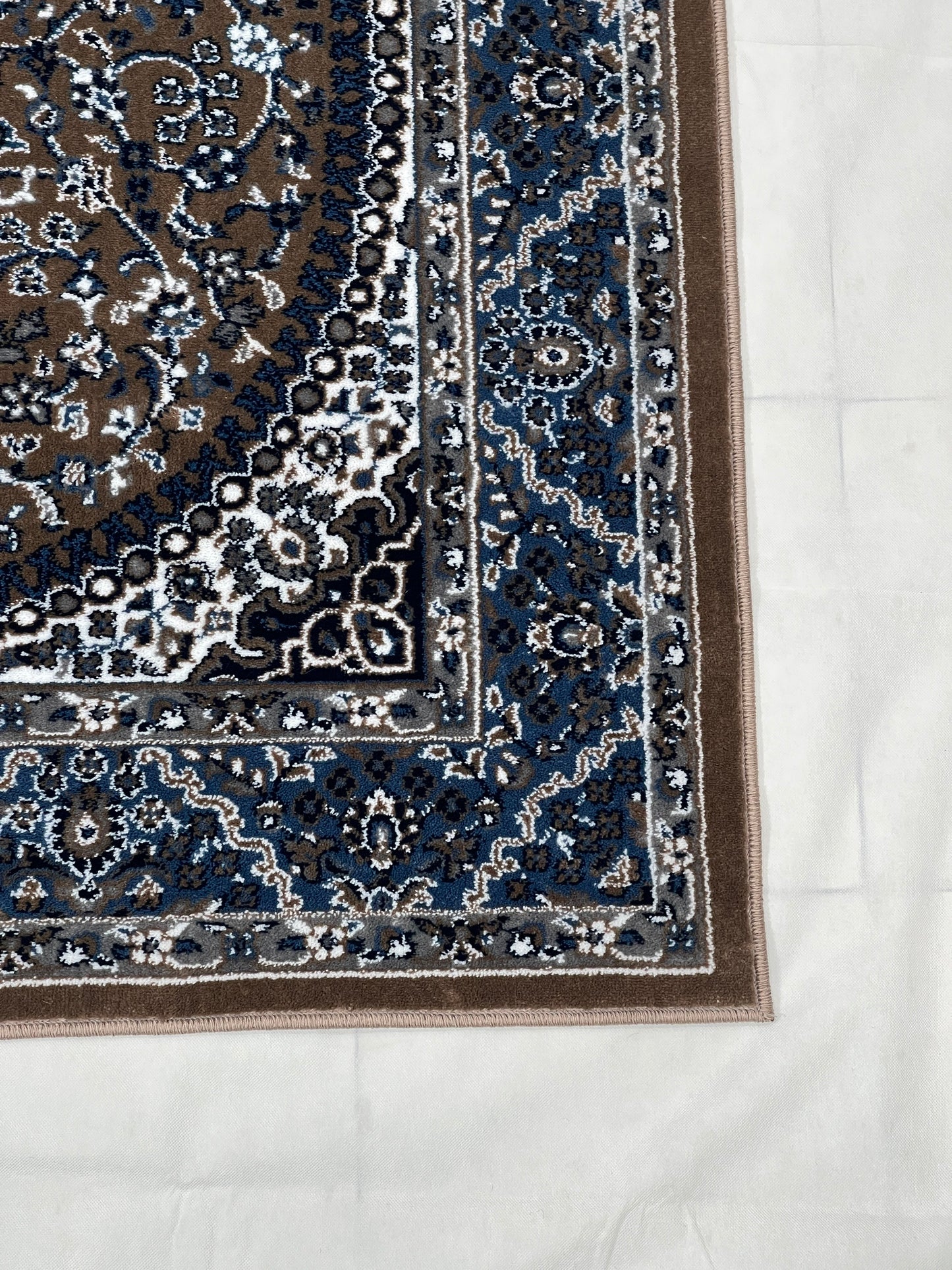 Persian  Polypropylene Rug,back woven(Article-22-Mink)
Size : 5ft width  x 7.3ft length (150cm x 220cm)